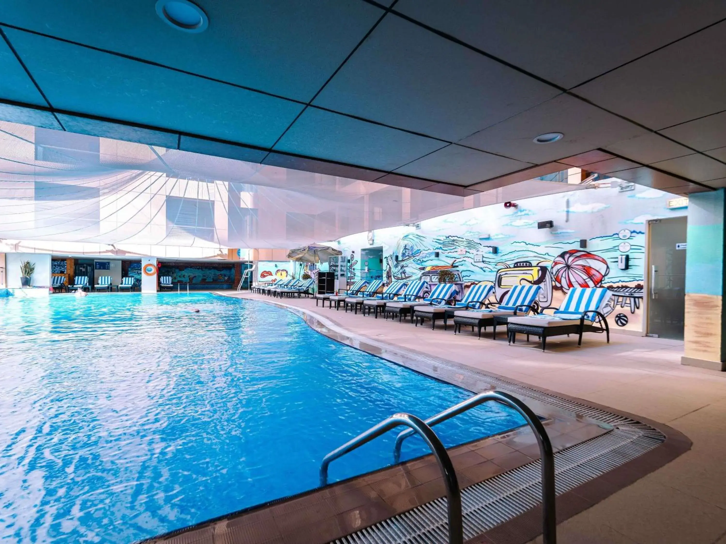 Pool view in Mercure Dubai Barsha Heights Hotel Suites And Apartments Pool view in Mercure Dubai Barsha Heights Hotel Suites And Apartments