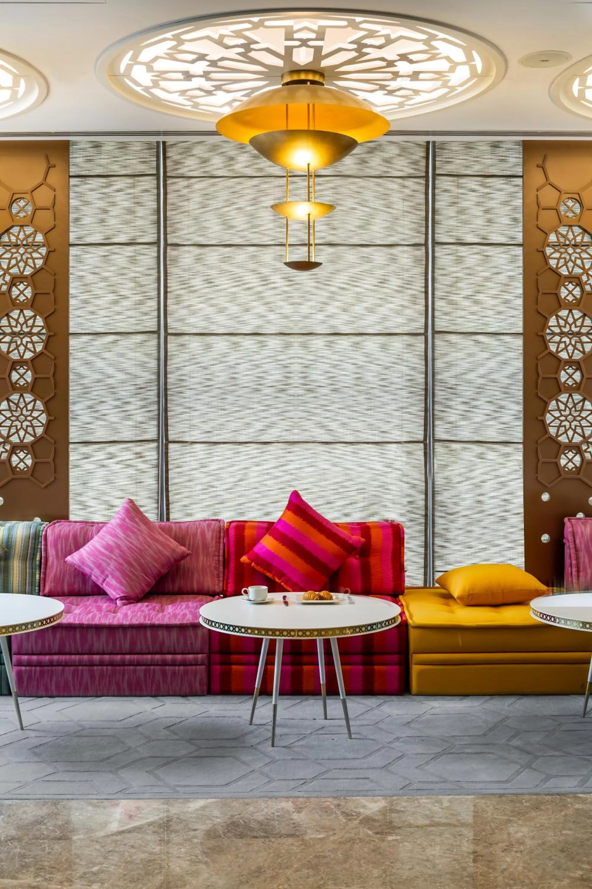 Seating area in Mercure Dubai Barsha Heights Hotel Suites And Apartments