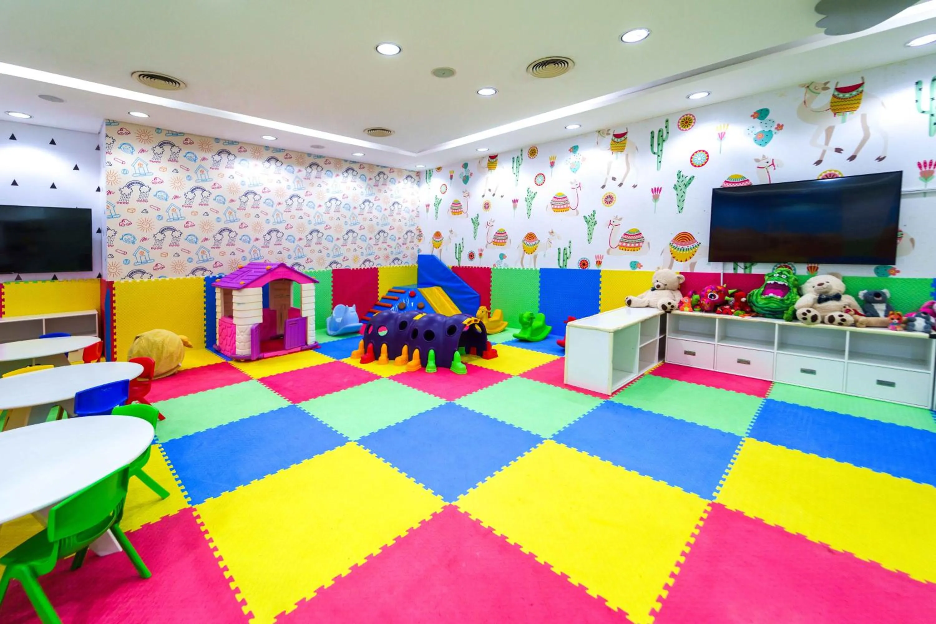 Kids's club in Mercure Dubai Barsha Heights Hotel Suites And Apartments