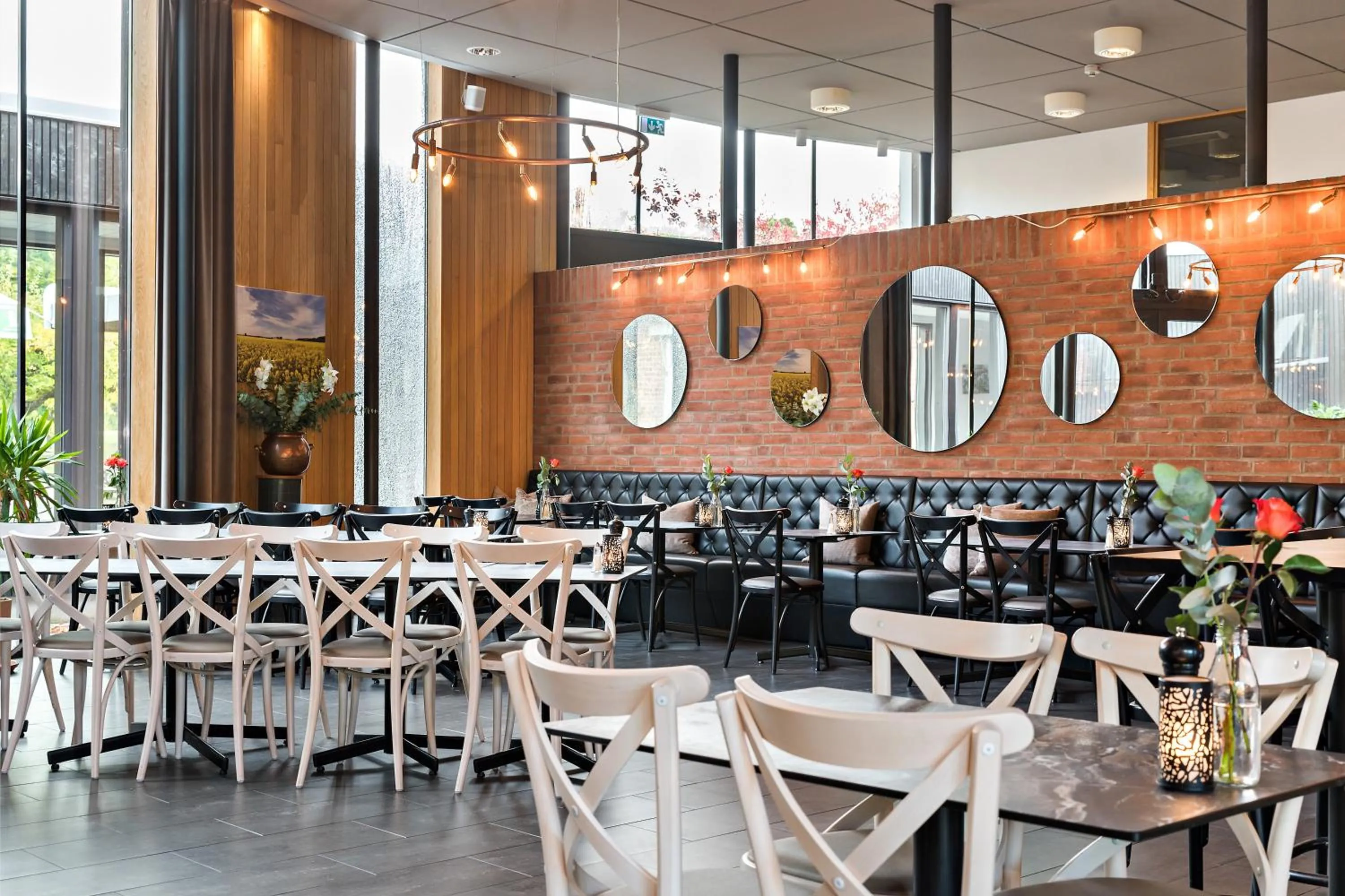 Restaurant/places to eat in Best Western Valhall Park Hotell