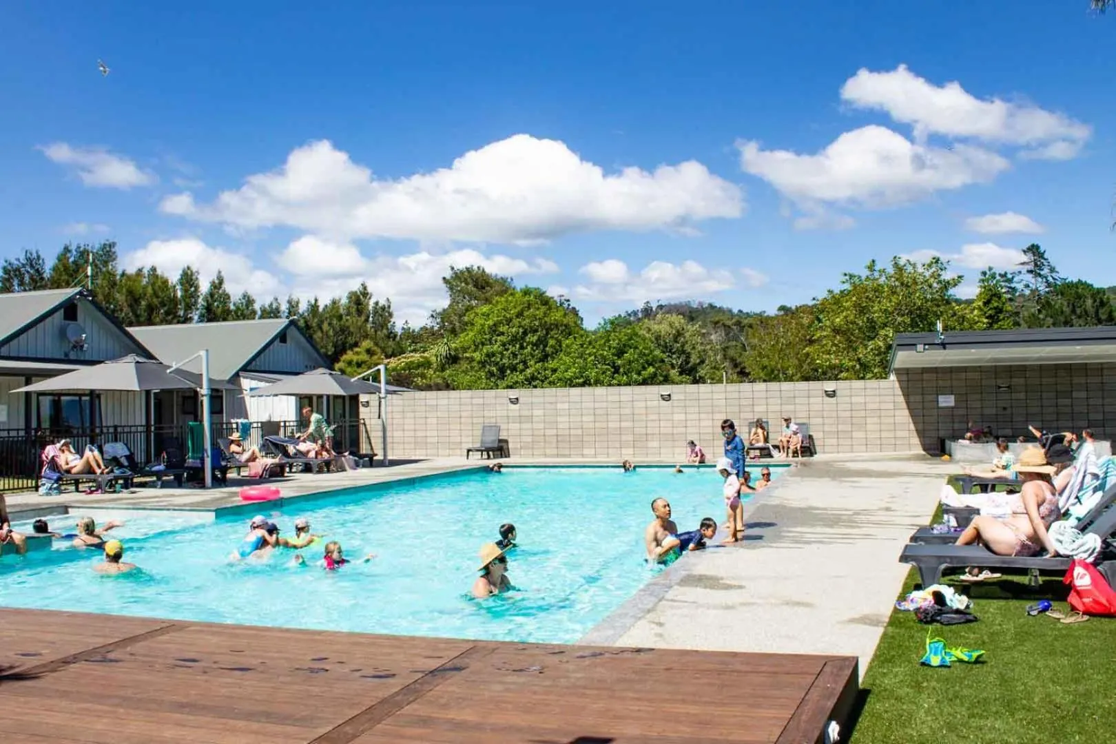 Swimming pool in Hot Water Beach TOP 10 Holiday Park