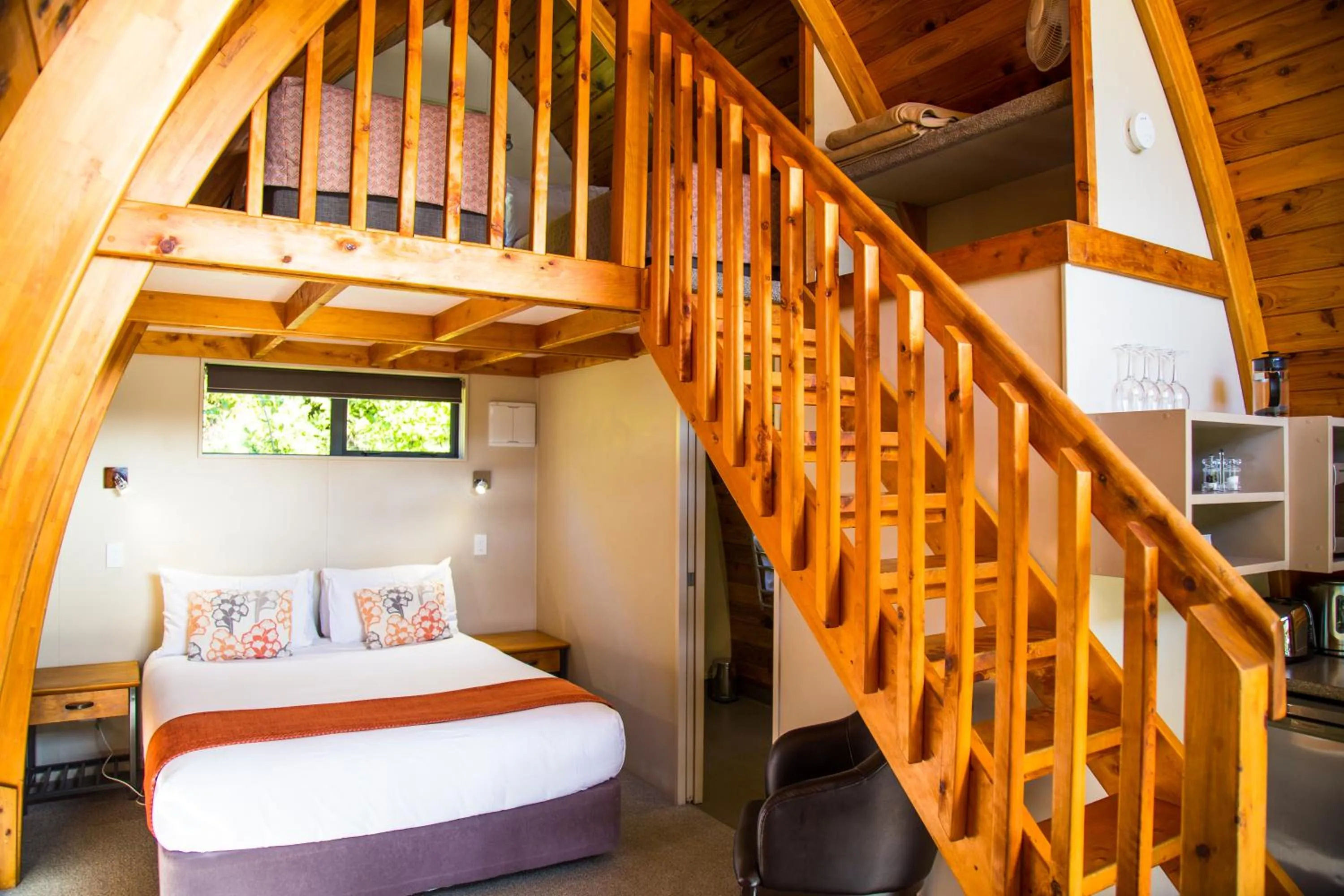 Shower, Bed in Hot Water Beach TOP 10 Holiday Park