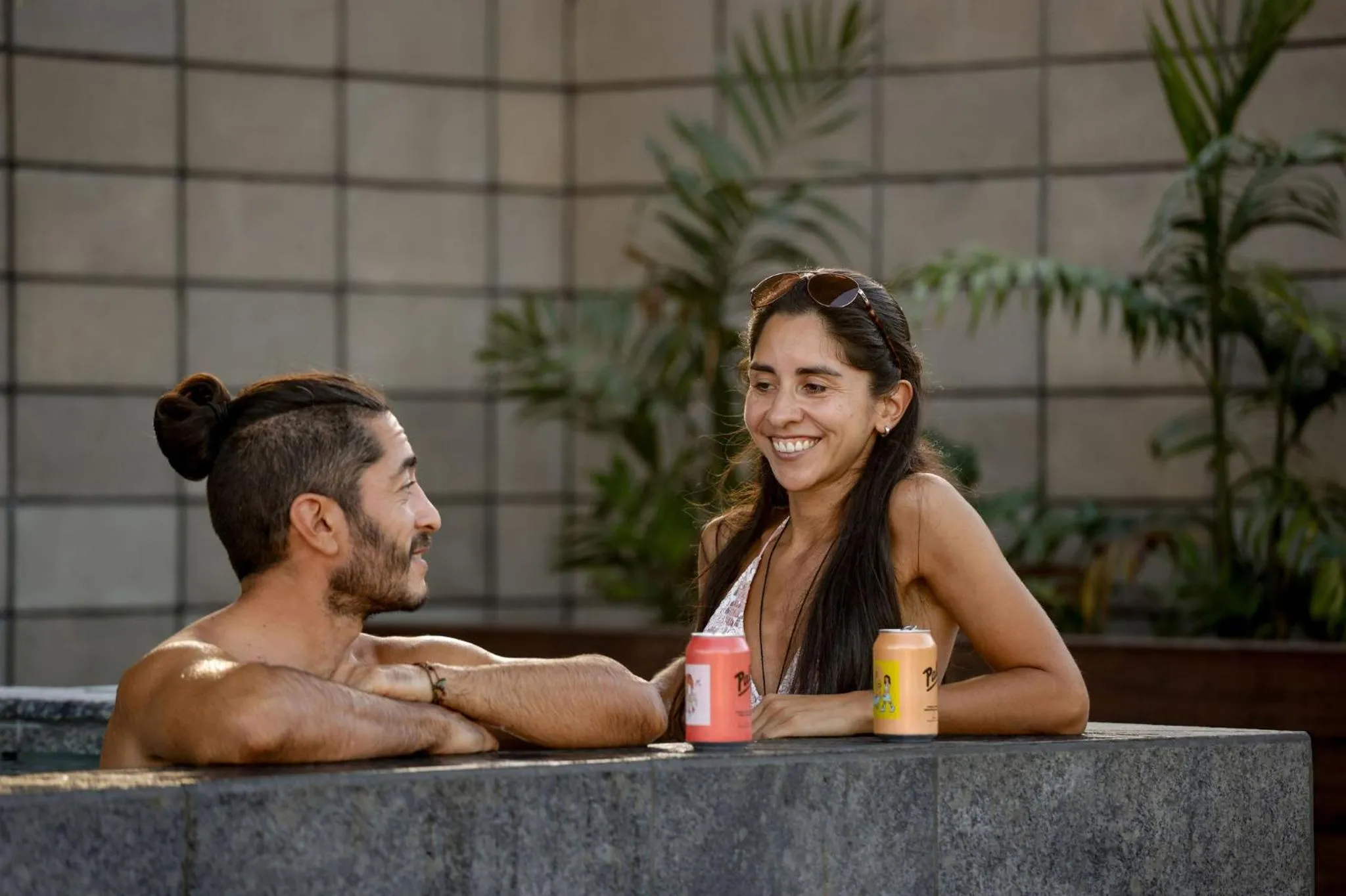 People in Hot Water Beach TOP 10 Holiday Park