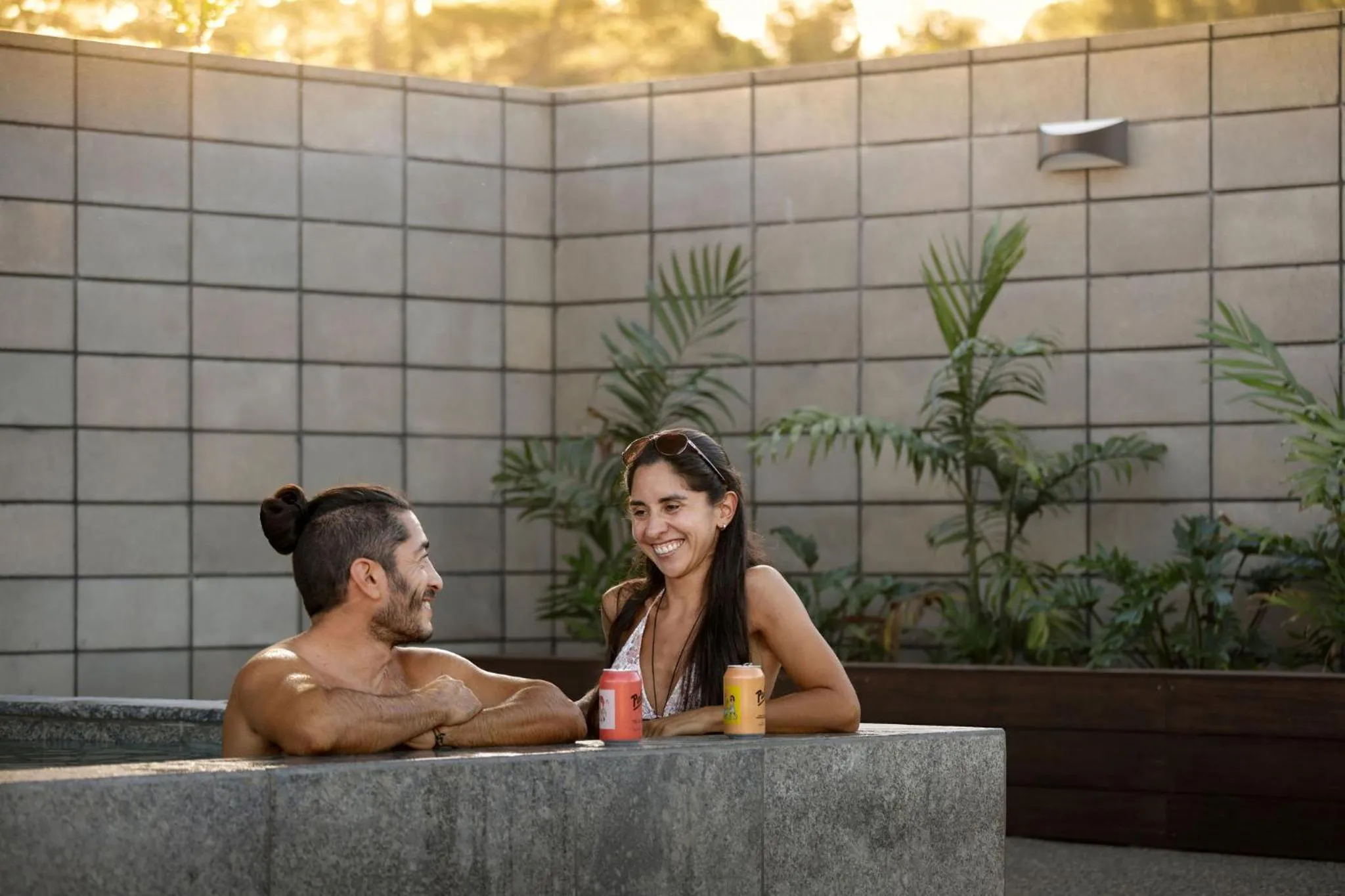 People in Hot Water Beach TOP 10 Holiday Park