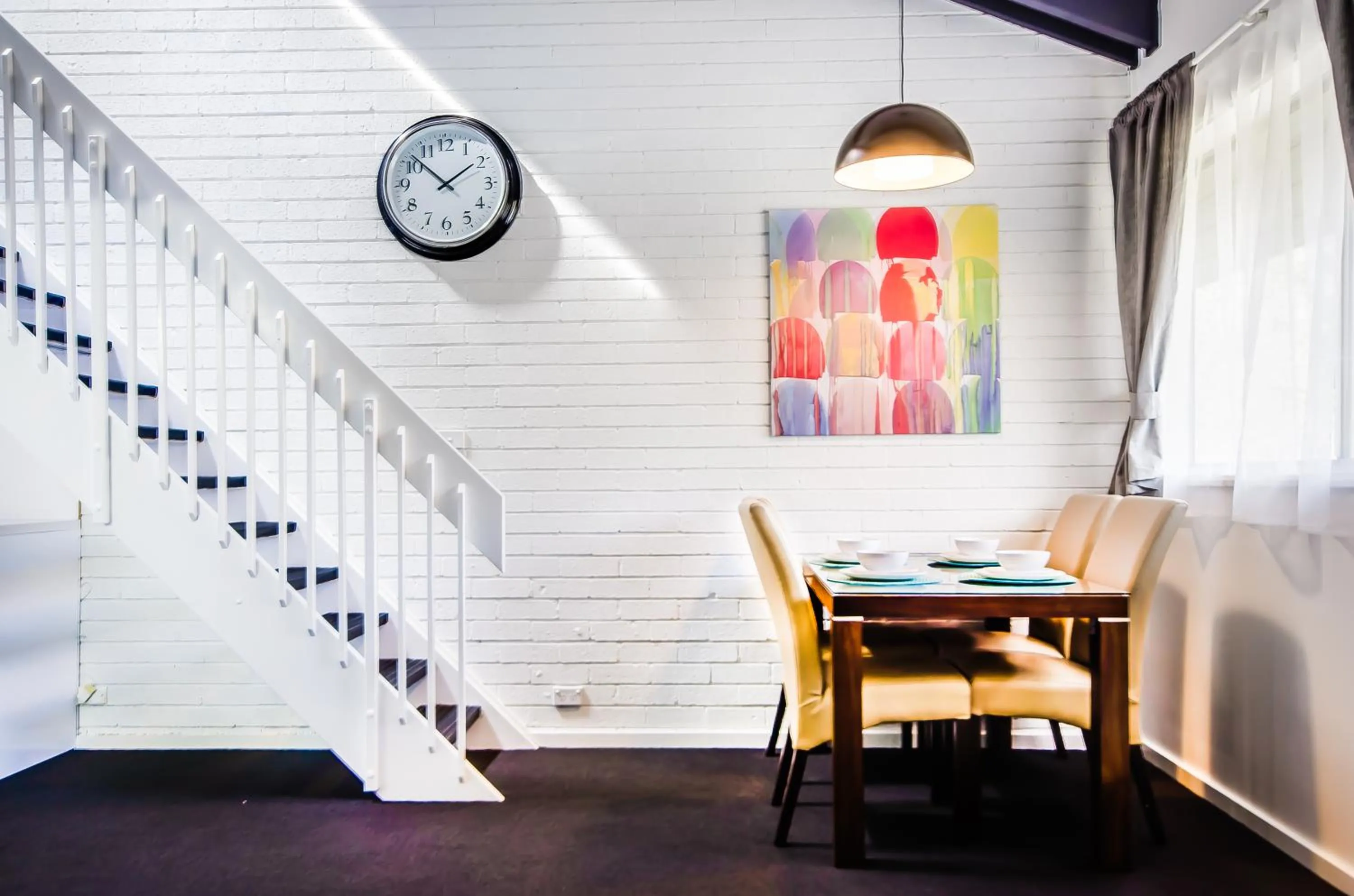 Dining area in Alpine Gables