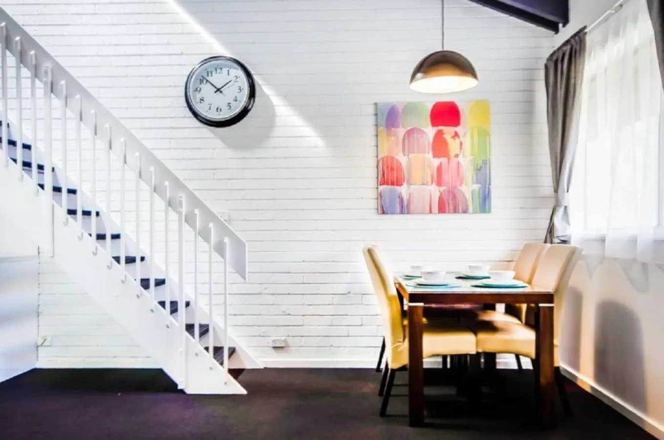 Seating area in Alpine Gables