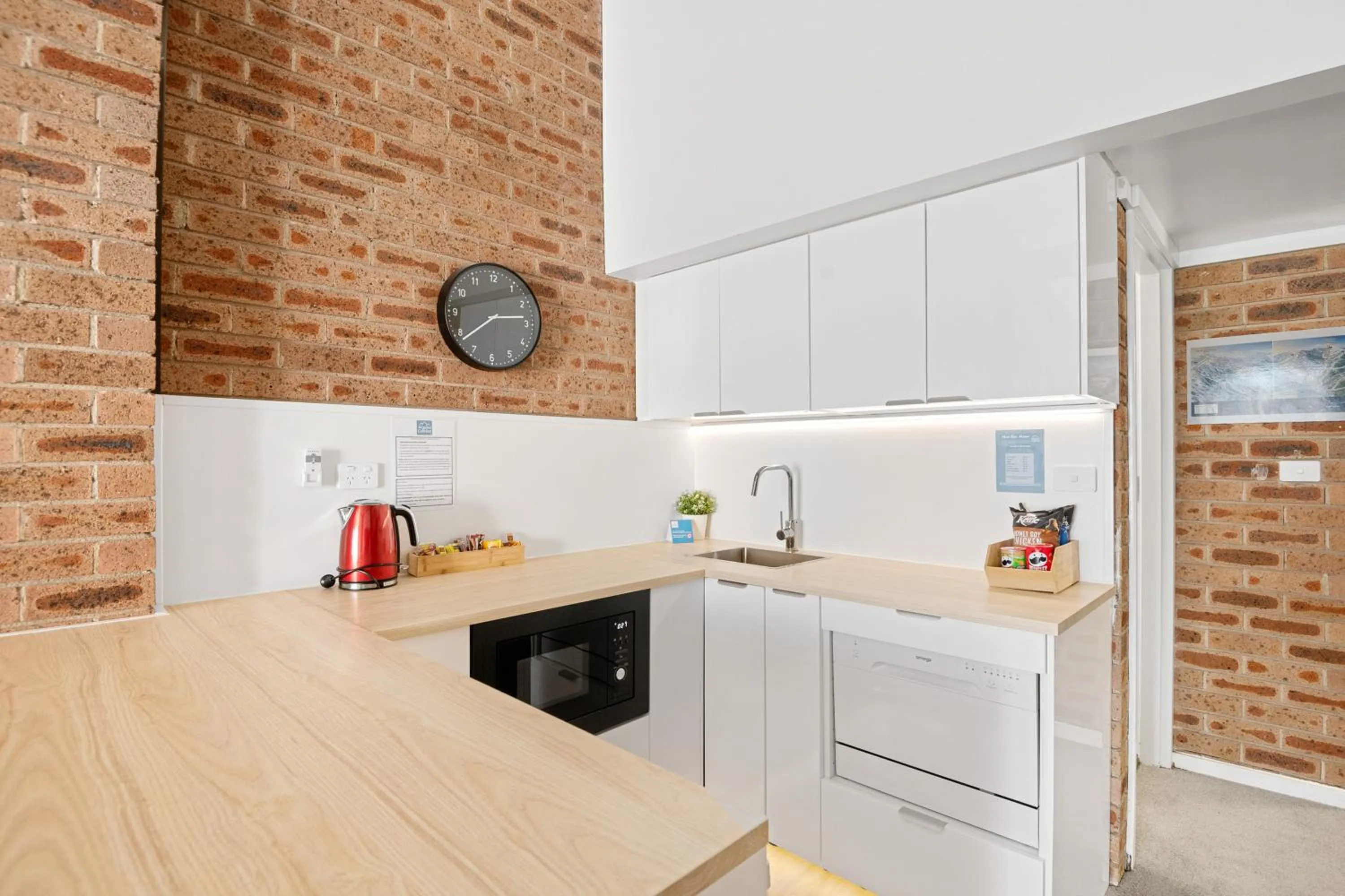 Kitchen or kitchenette in Alpine Gables