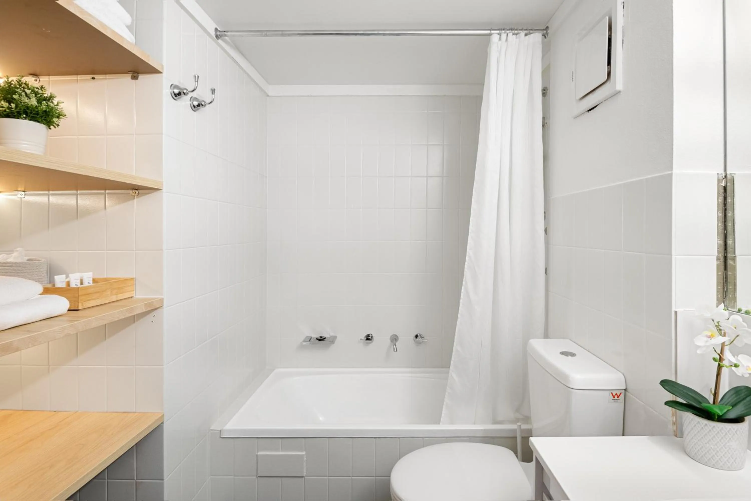 Bathroom in Alpine Gables