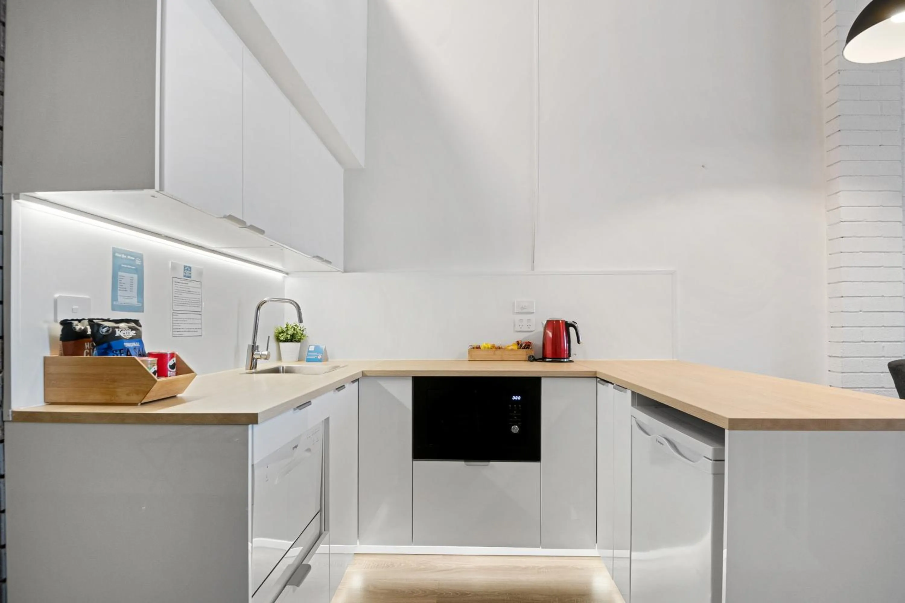 Kitchen or kitchenette in Alpine Gables