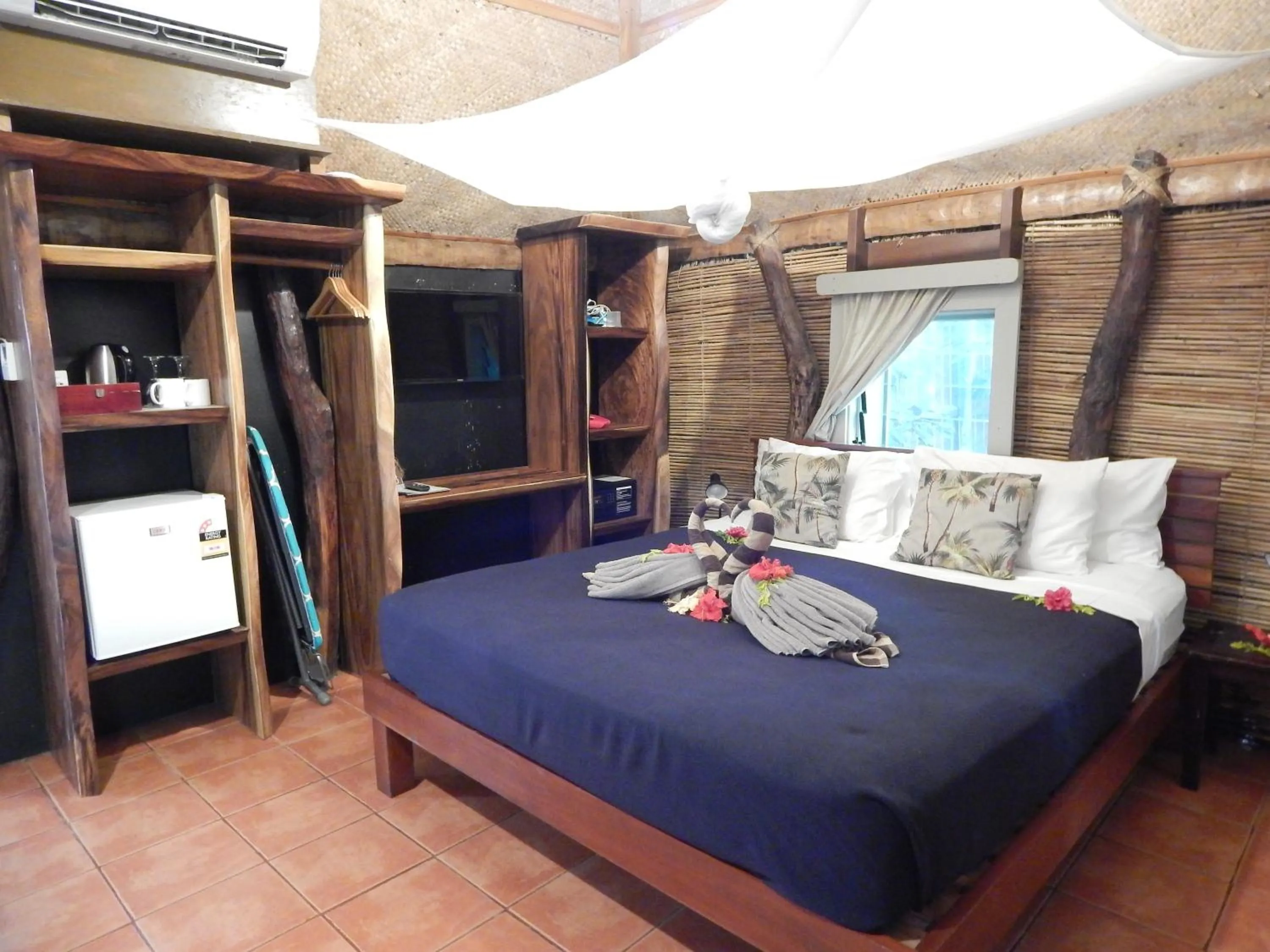 Bed in Octopus Resort