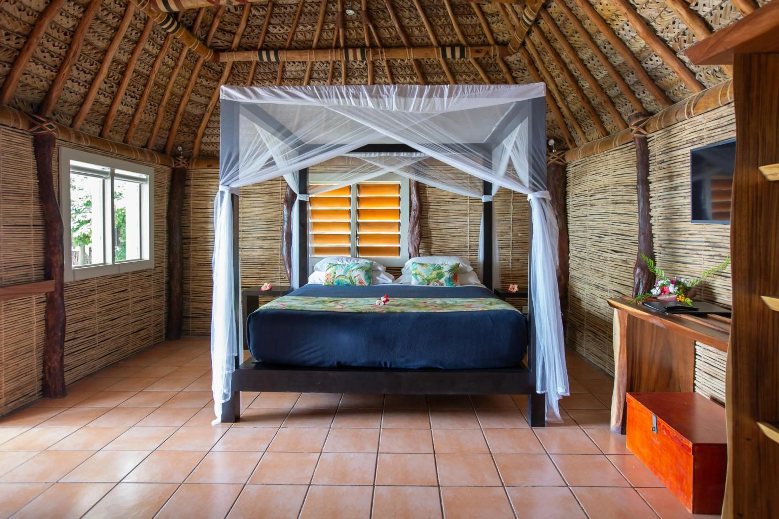 Beach, Bed in Octopus Resort