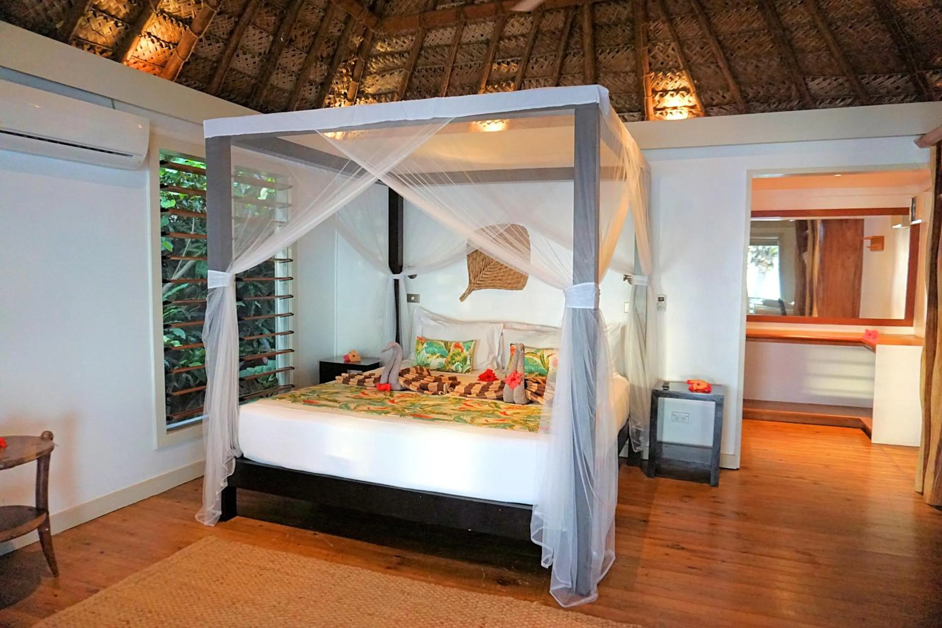 Bed in Octopus Resort