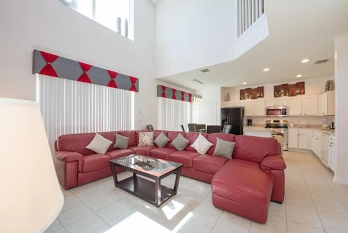 TV and multimedia in Disney Dream with Hot Tub, Pool, Xbox, Games Room, Lakeview, 10 min to Disney, Clubhouse