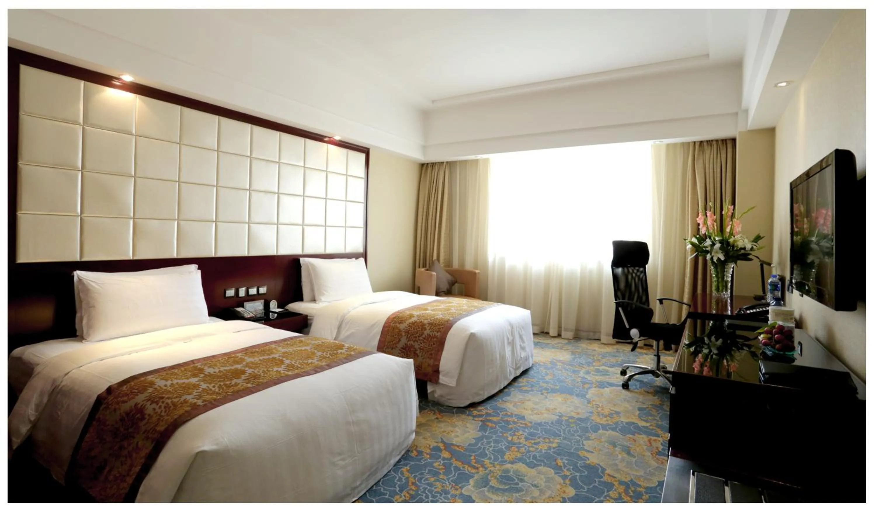 bunk bed, Bed in Zhengzhou Jianguo Hotel