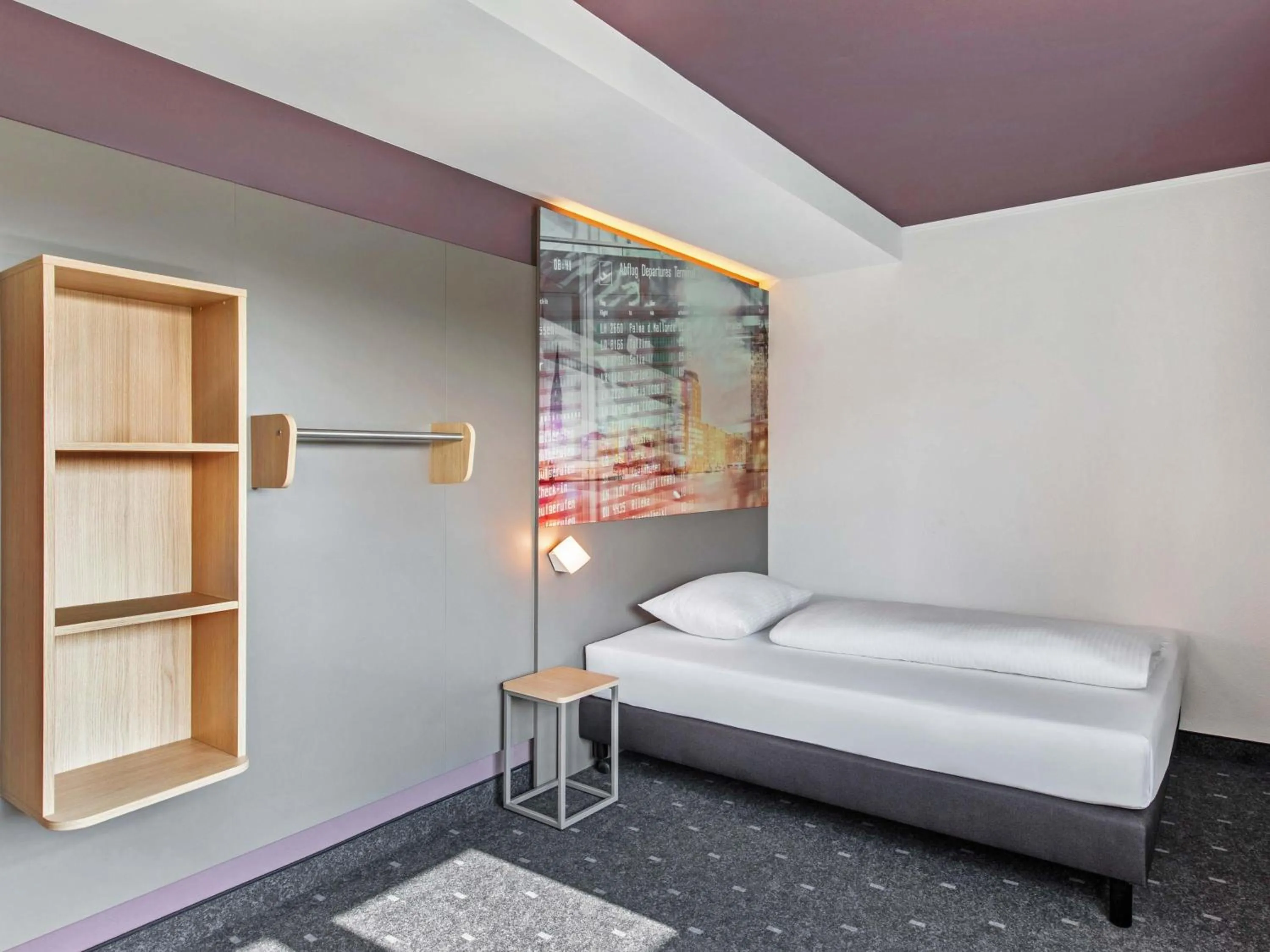 Photo of the whole room, Bed in B&B Hotel Hamburg-Airport