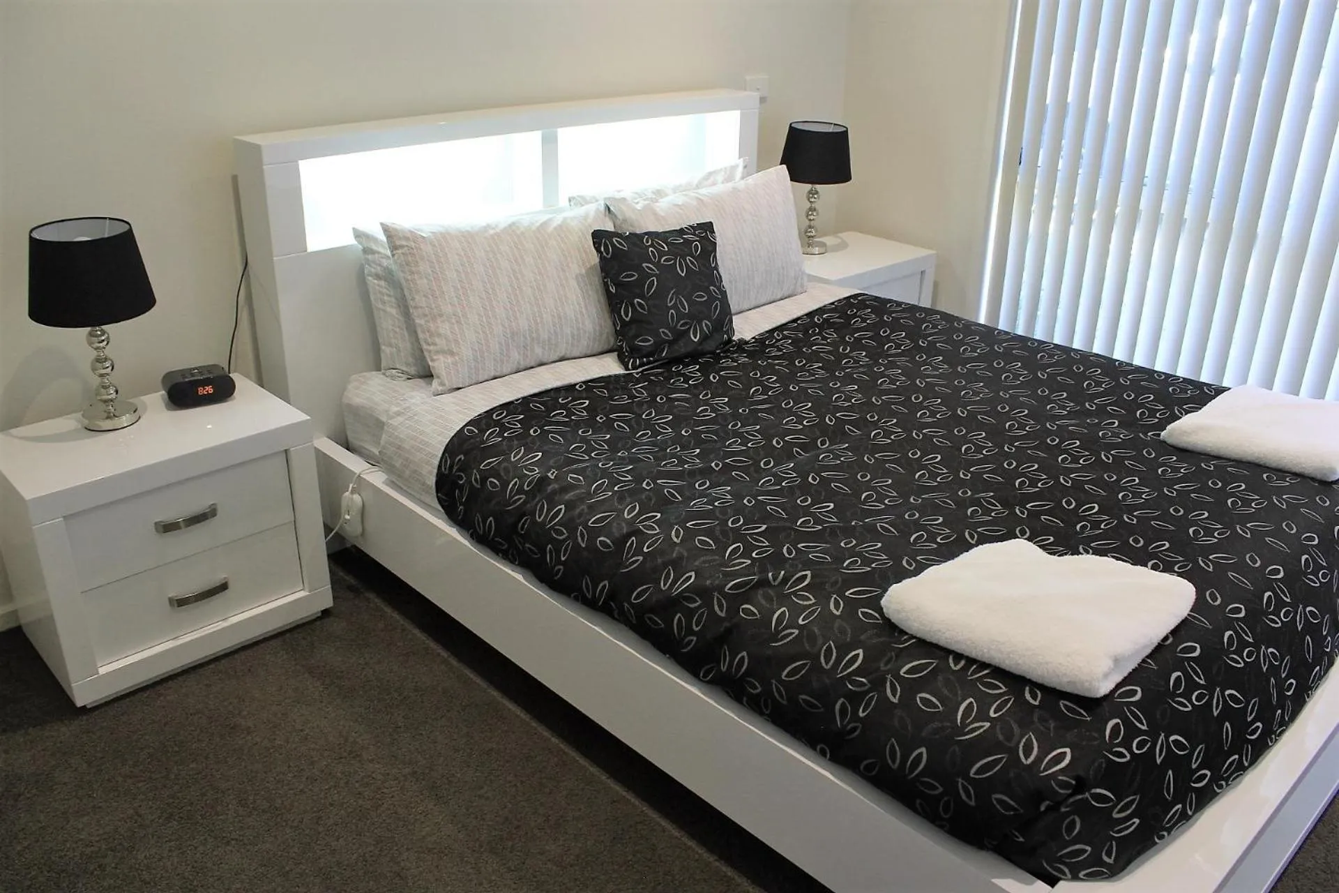 Bedroom, Bed in Motel24Seven and Apartments