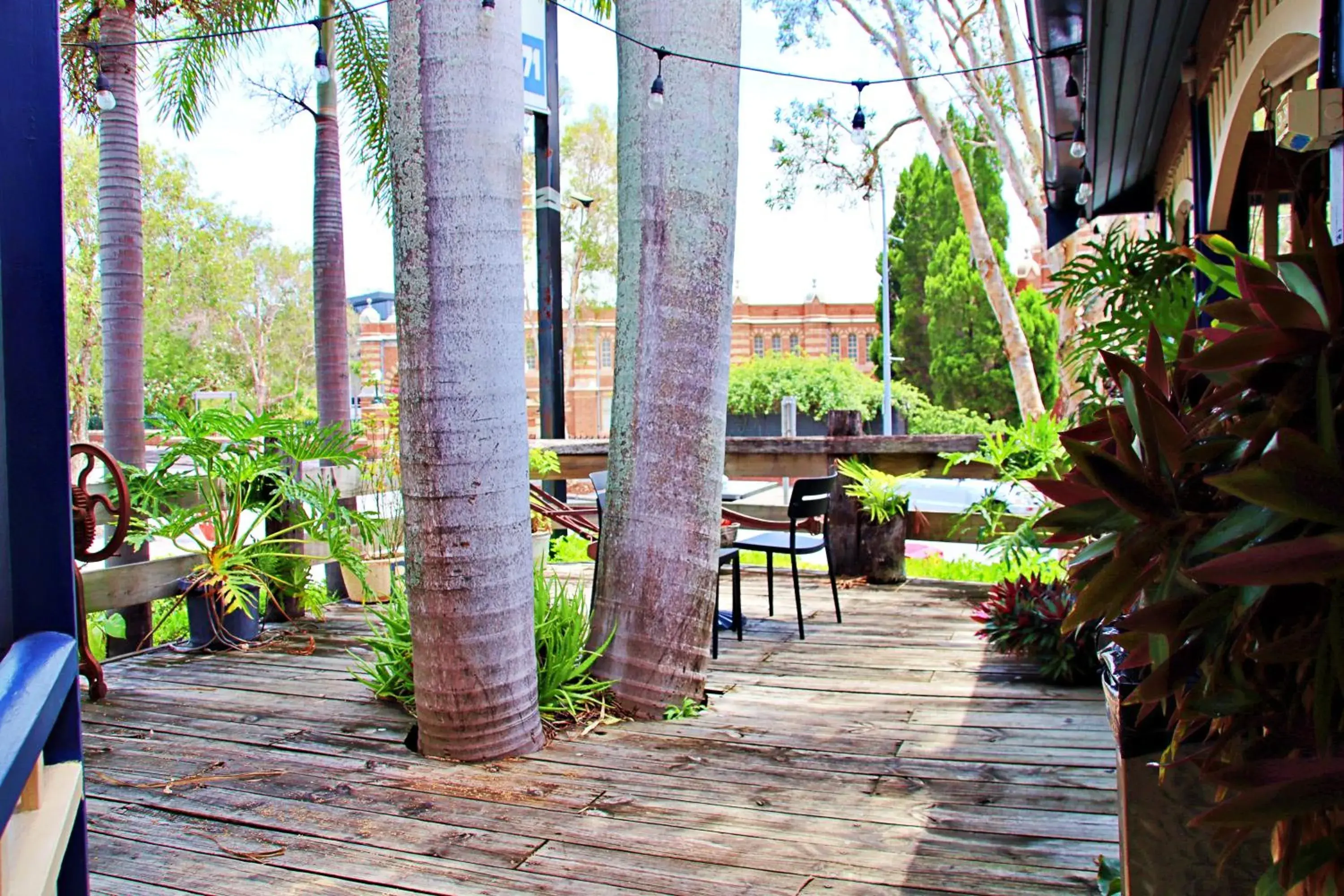 Property building in Brisbane Manor Property building in Brisbane Manor