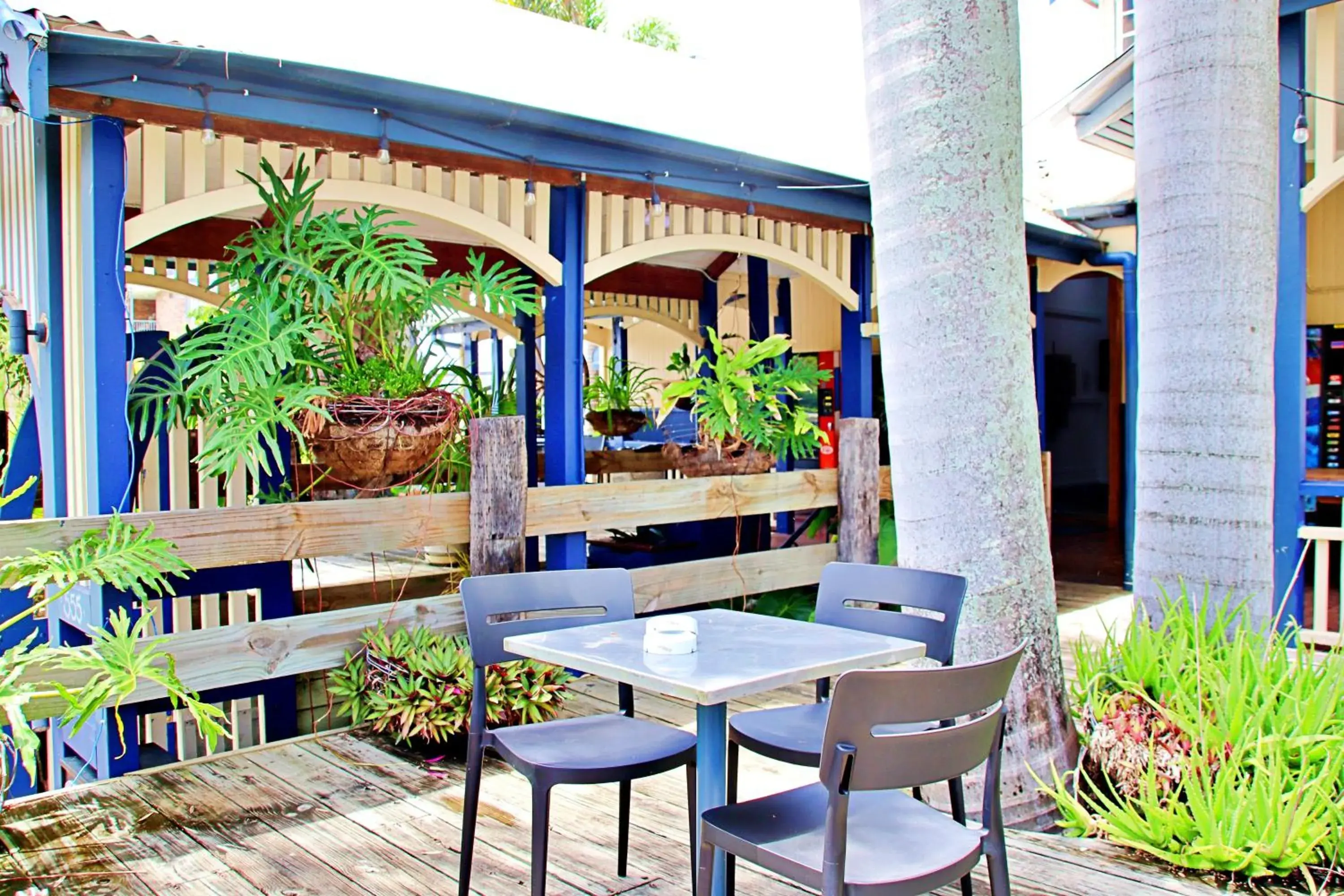 Property building in Brisbane Manor Property building in Brisbane Manor