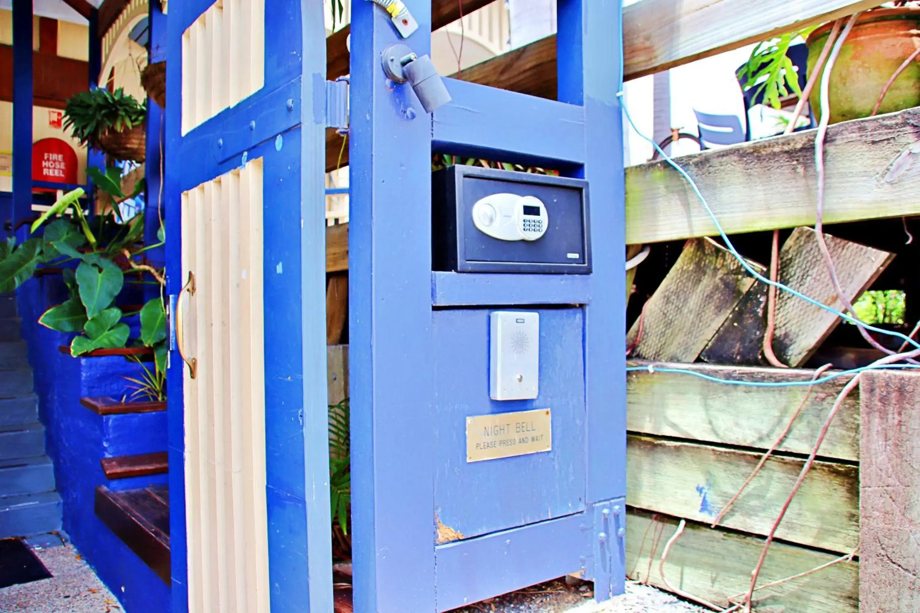 Property building in Brisbane Manor Property building in Brisbane Manor