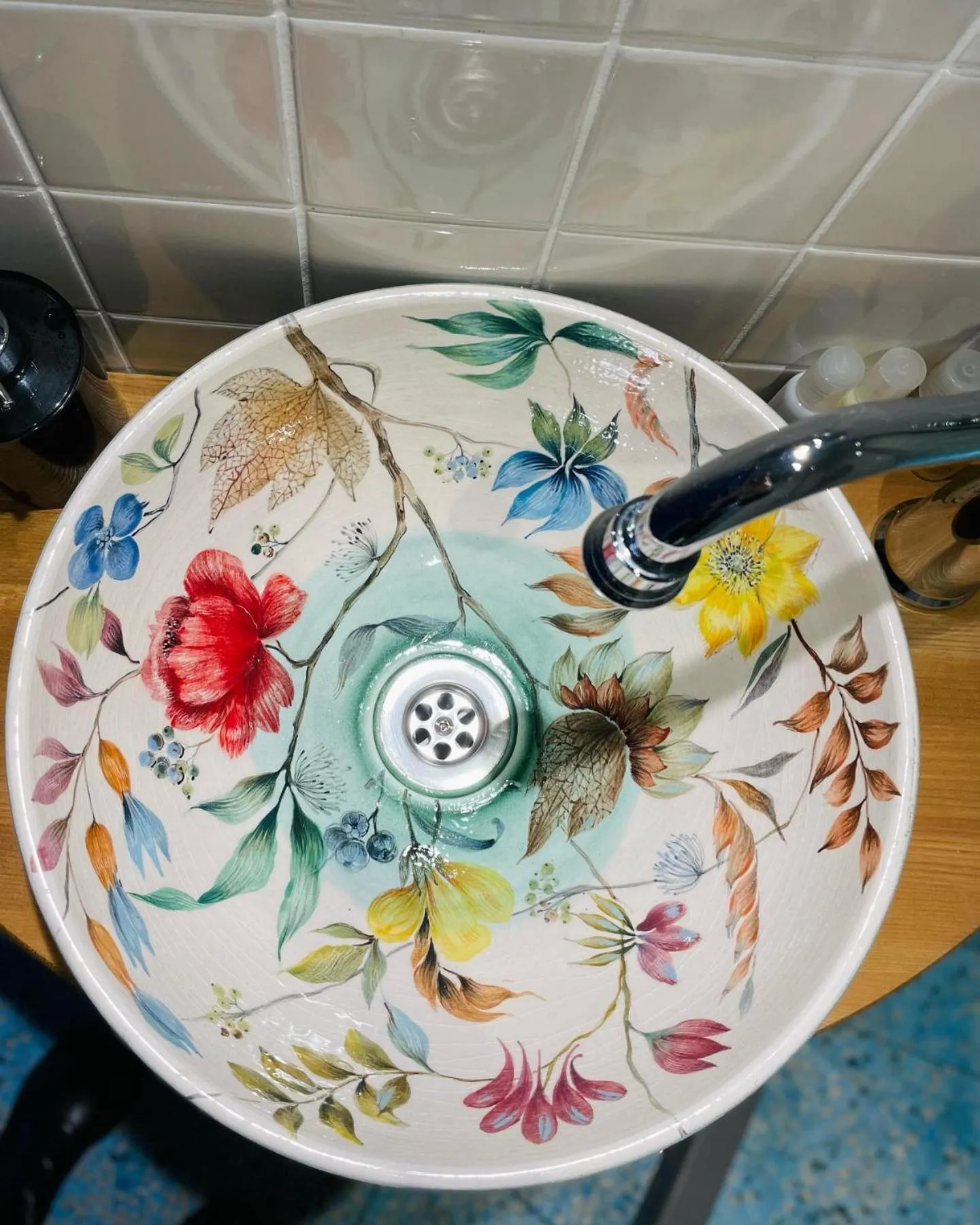 Bathroom in Artisan Boutique Hotel & Gallery