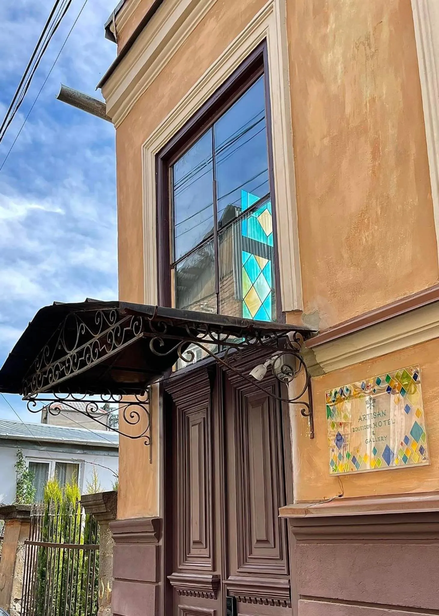 Facade/entrance in Artisan Boutique Hotel & Gallery