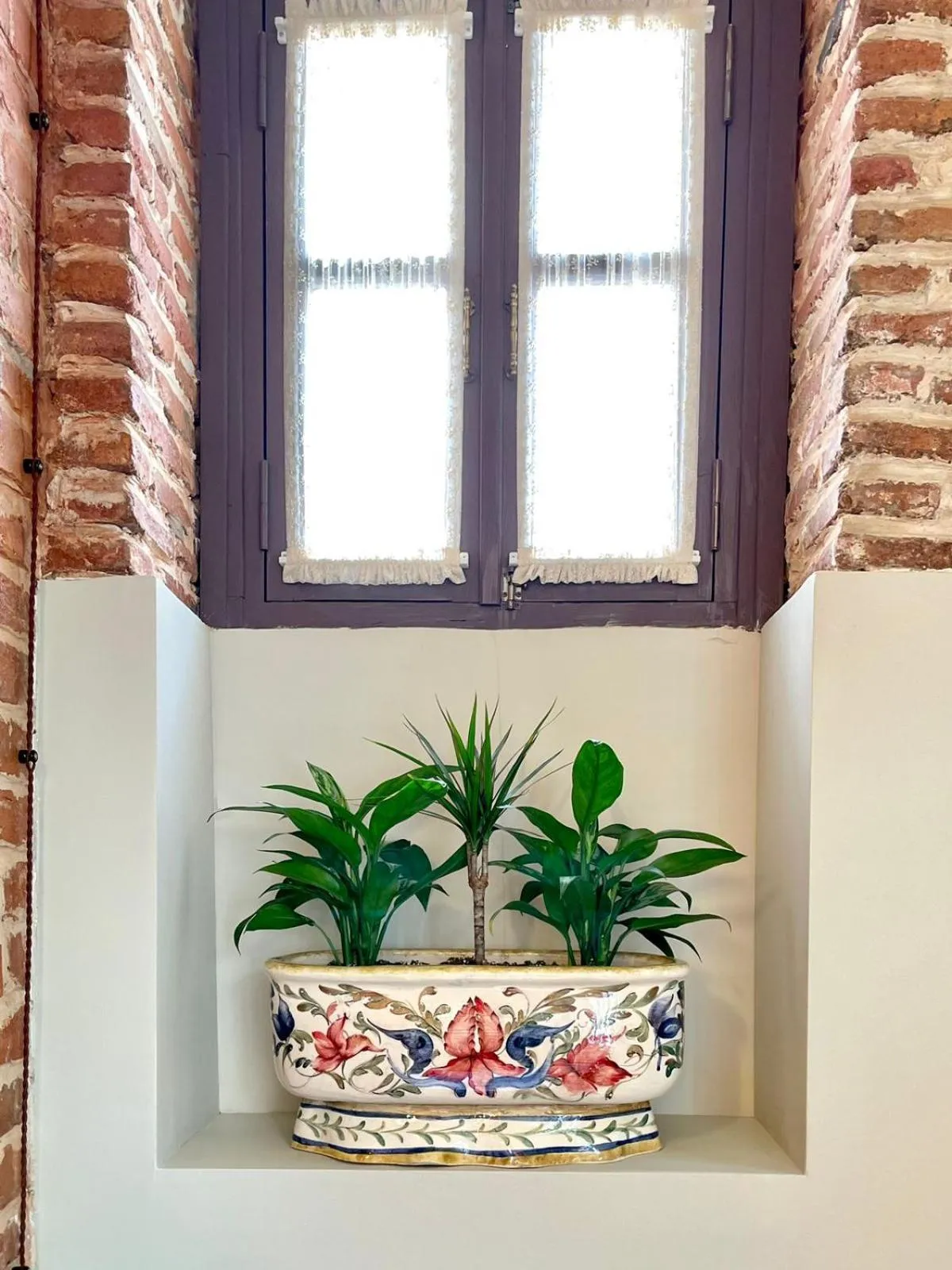 Lobby or reception in Artisan Boutique Hotel & Gallery