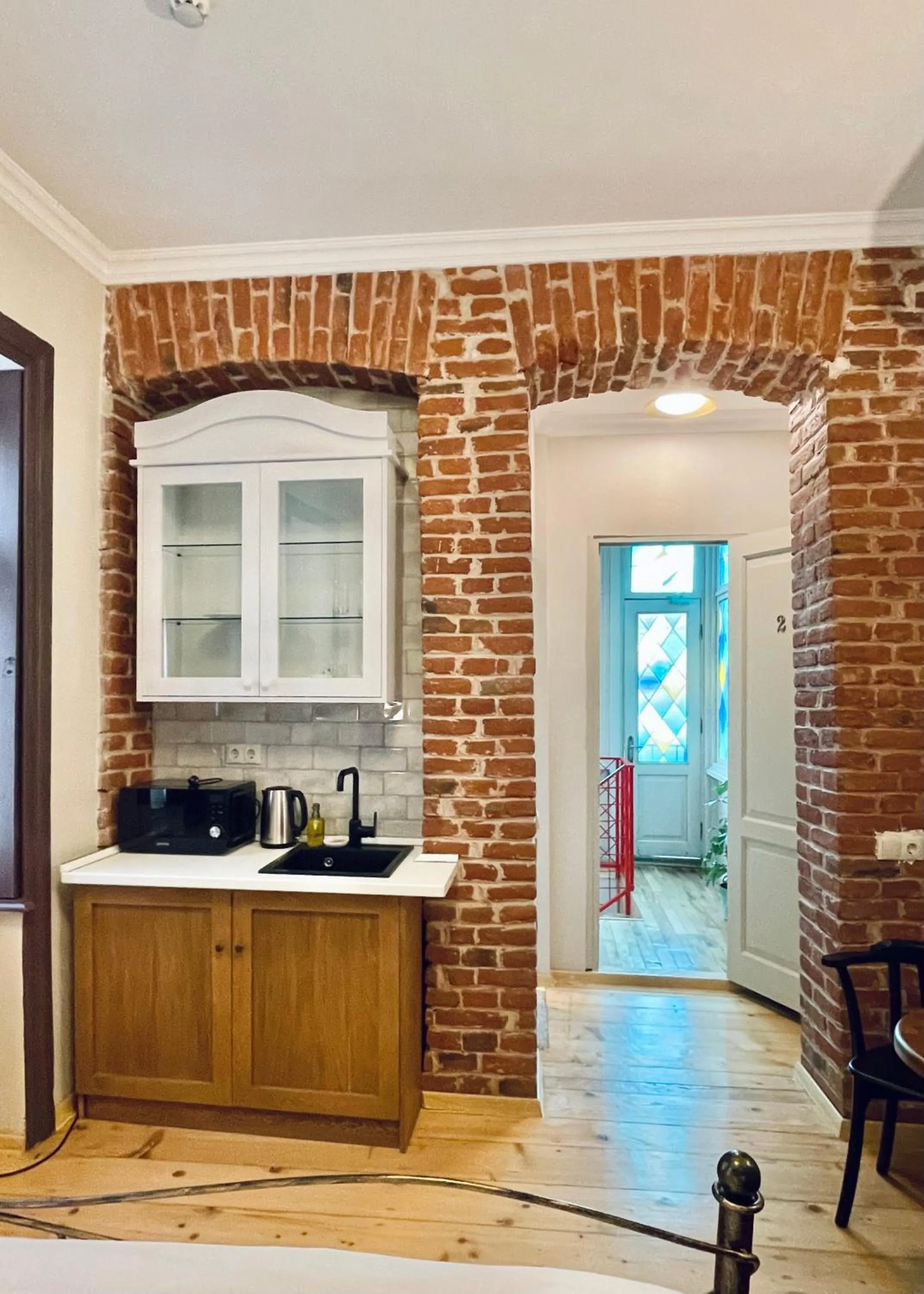 Kitchen or kitchenette in Artisan Boutique Hotel & Gallery