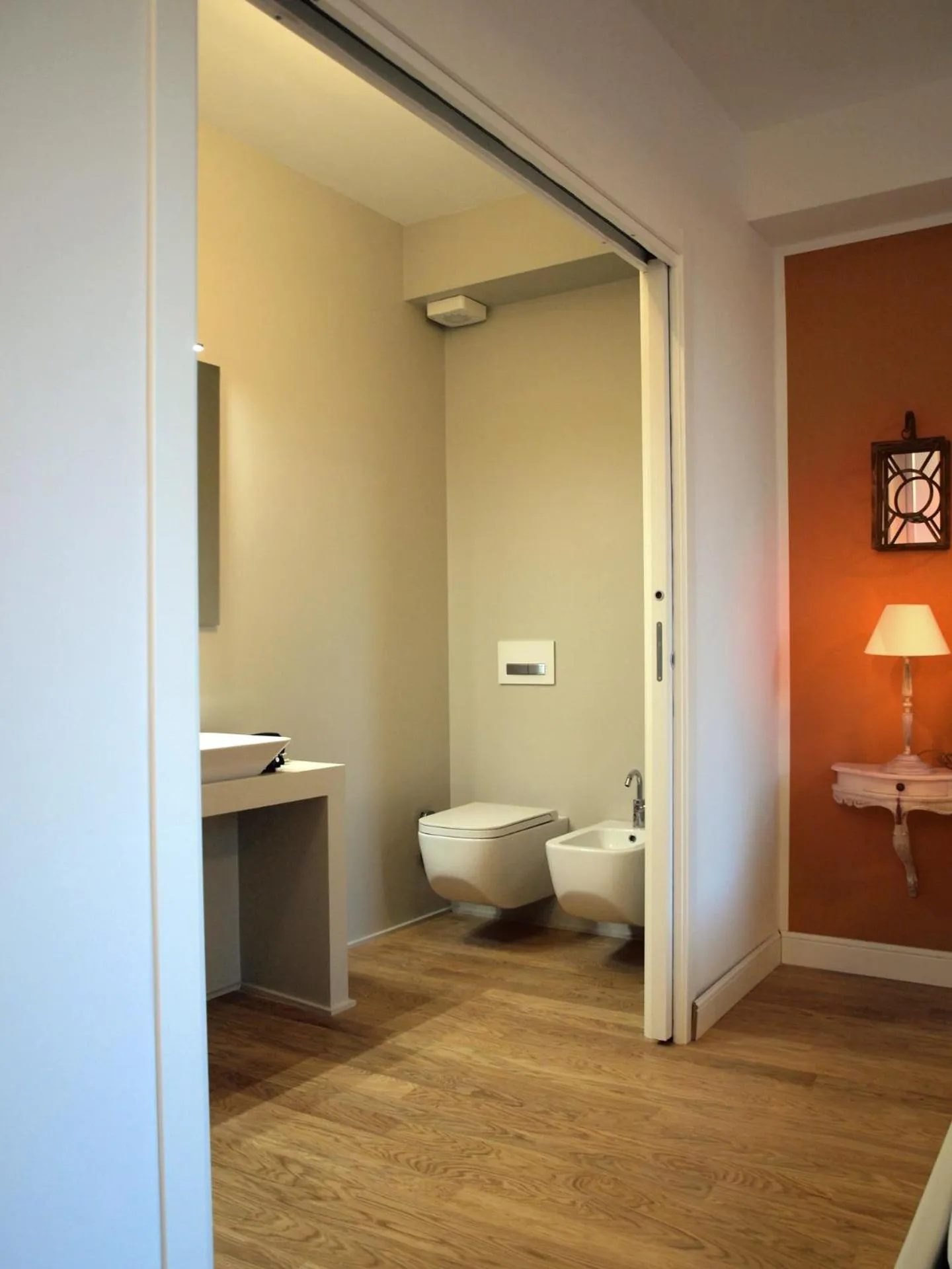 Bathroom in Cosmopolitan Central Rooms