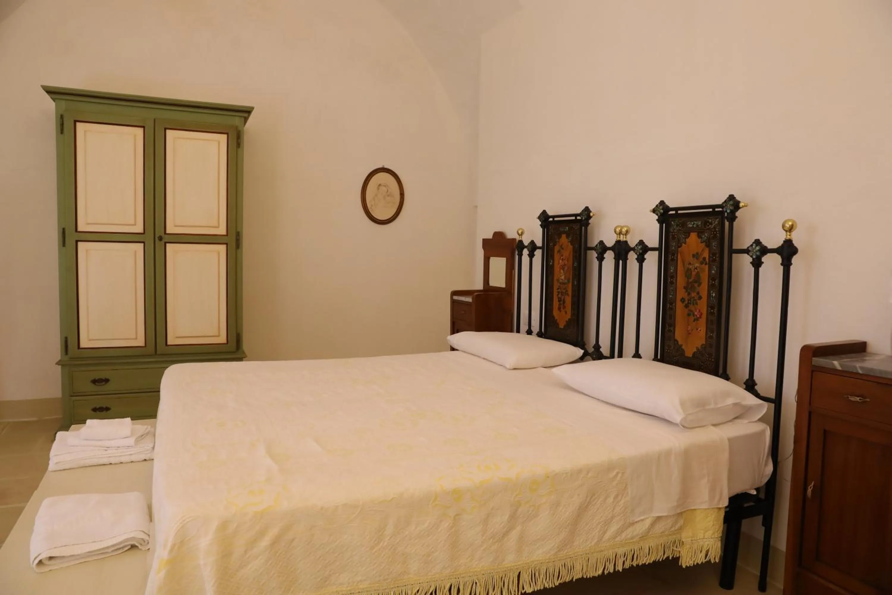 Bed in masseria Carlini
