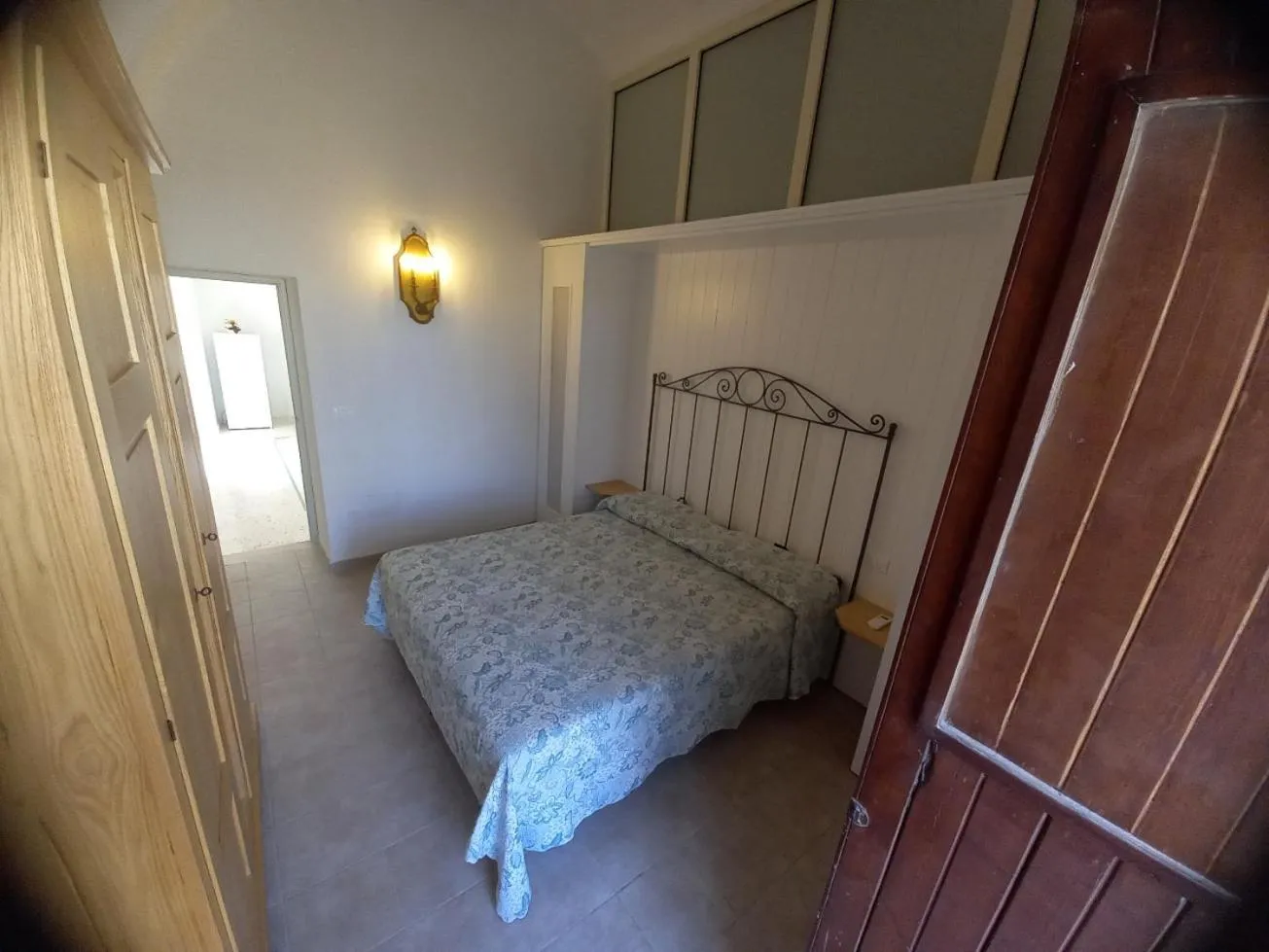 Bedroom, Bed in masseria Carlini