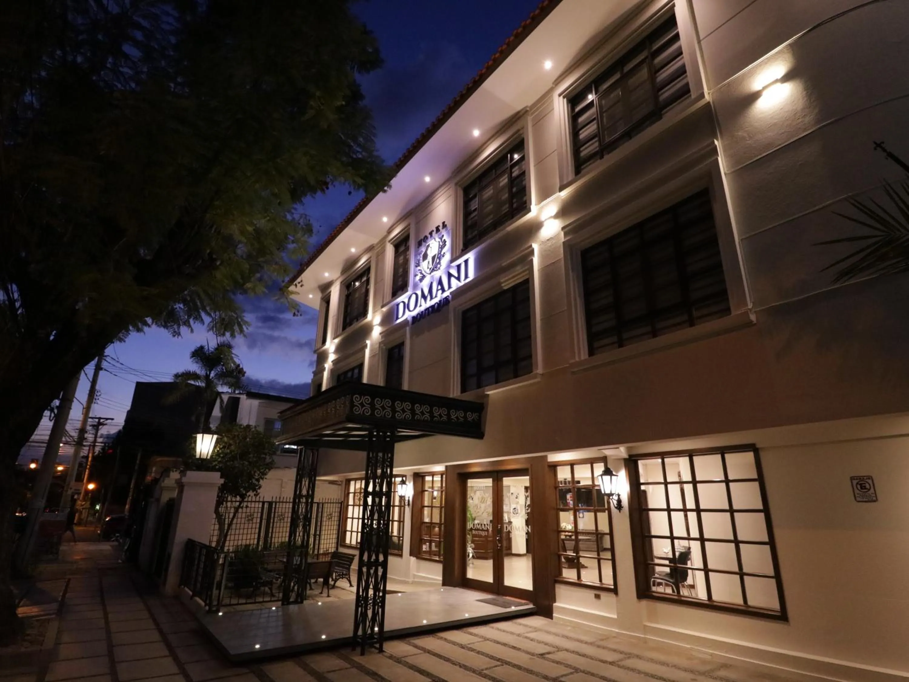 Facade/entrance in Domani Hotel Boutique