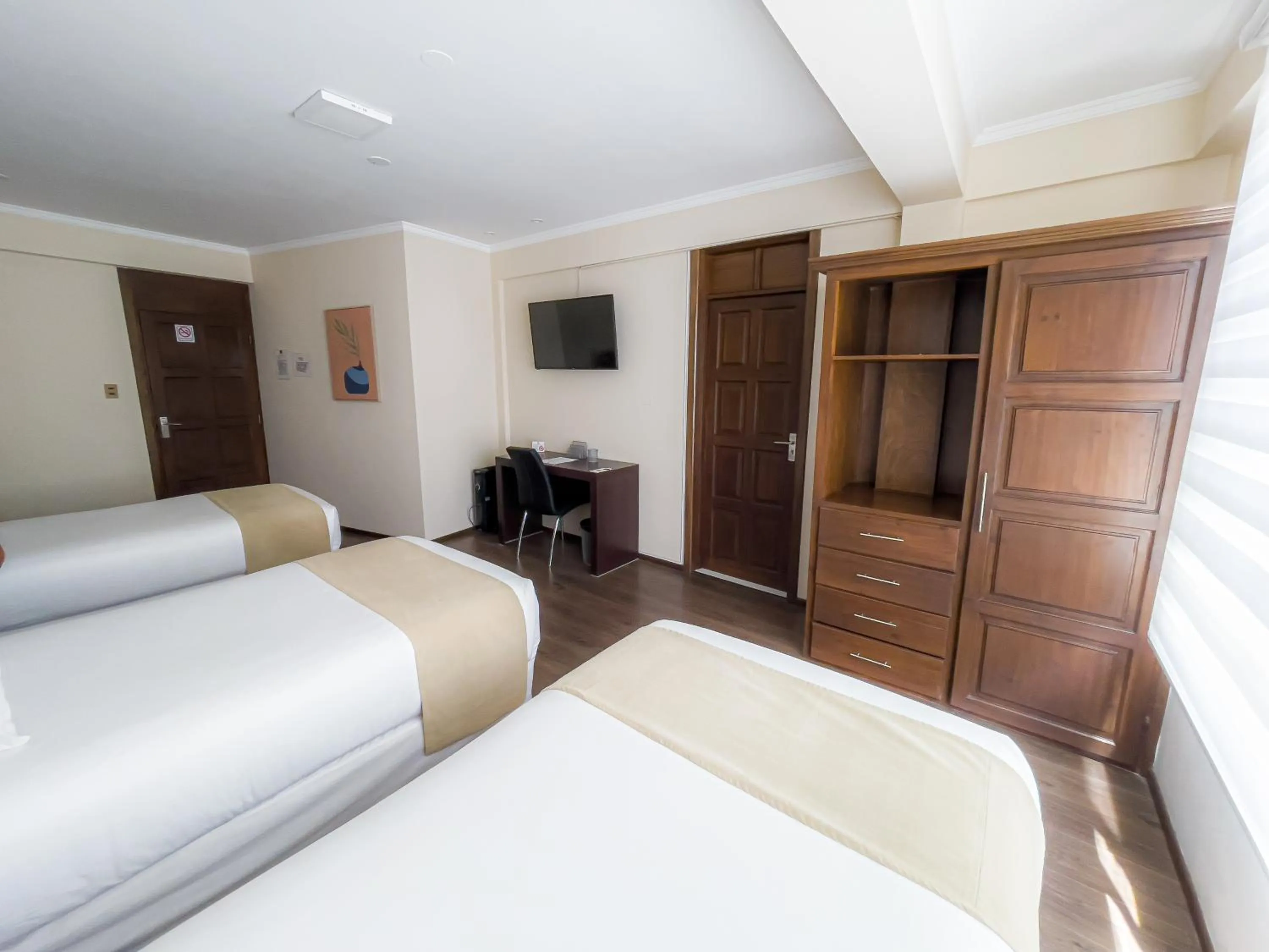 Bedroom, Bed in Domani Hotel Boutique