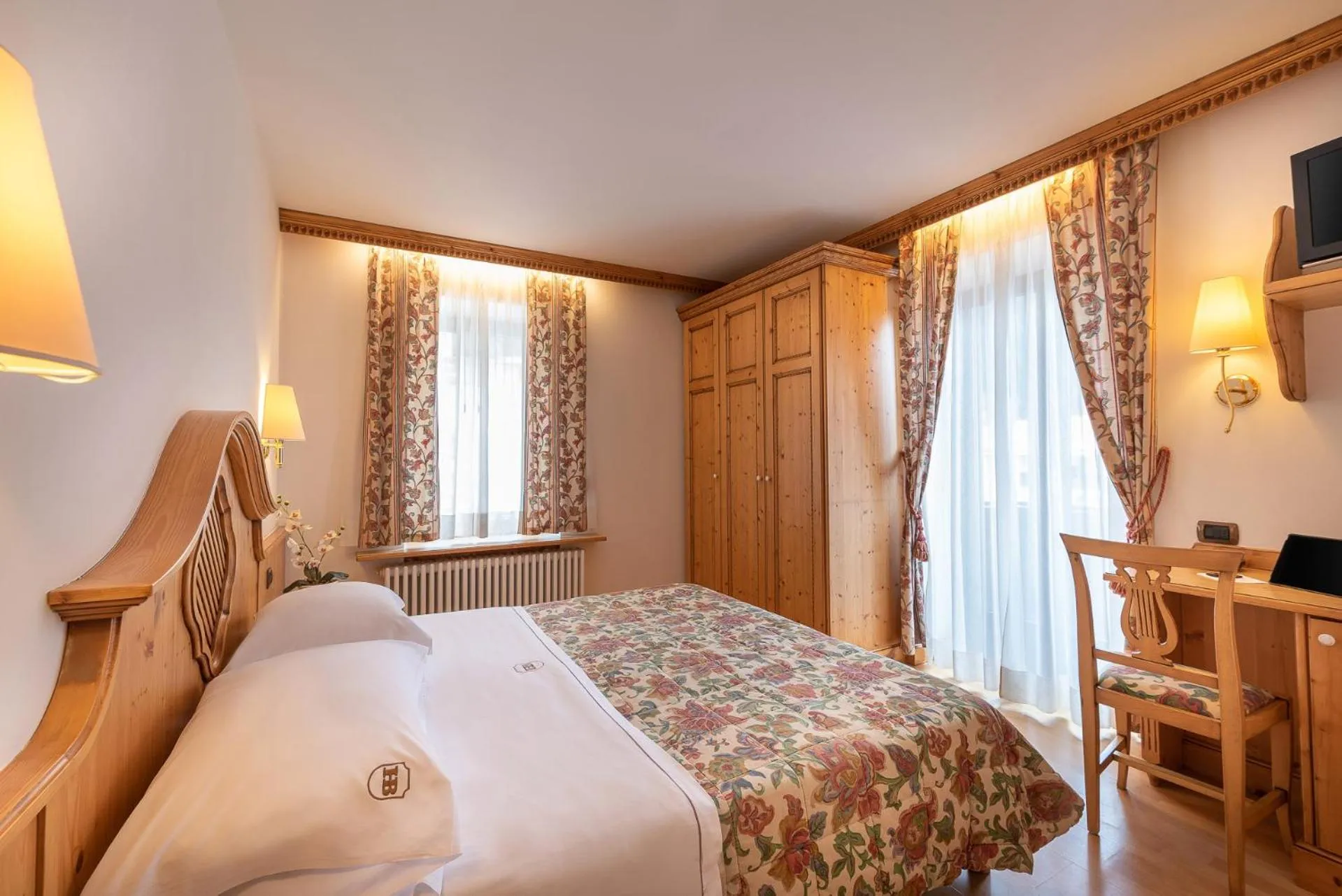 Bed in Hotel Belvedere