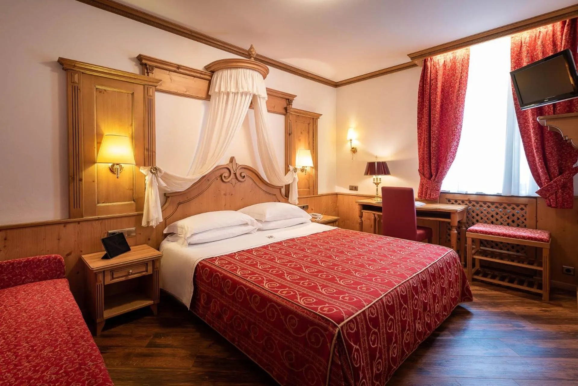 Bed in Hotel Belvedere