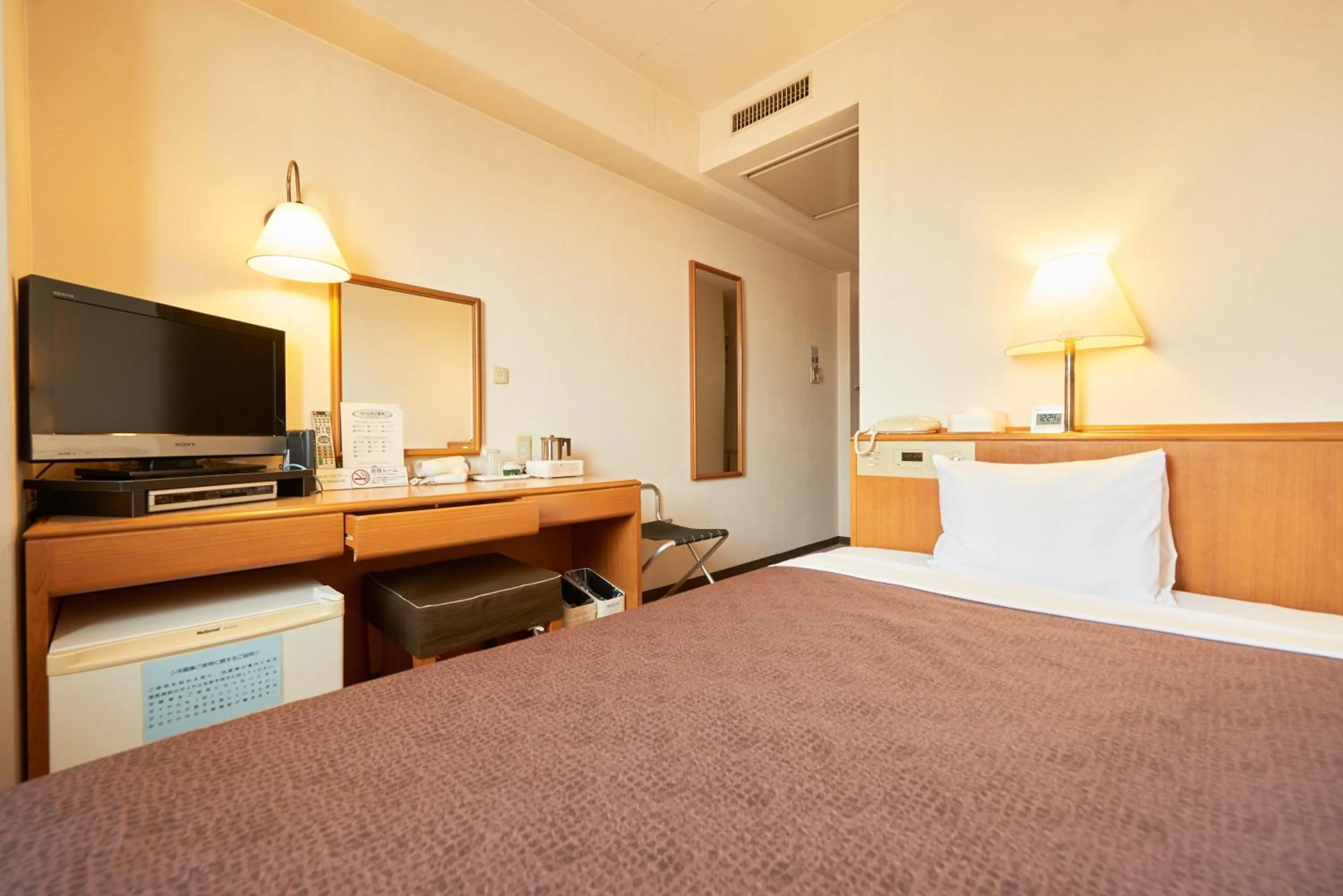 Bed in Hotel Select Inn Hachinohe Chuo