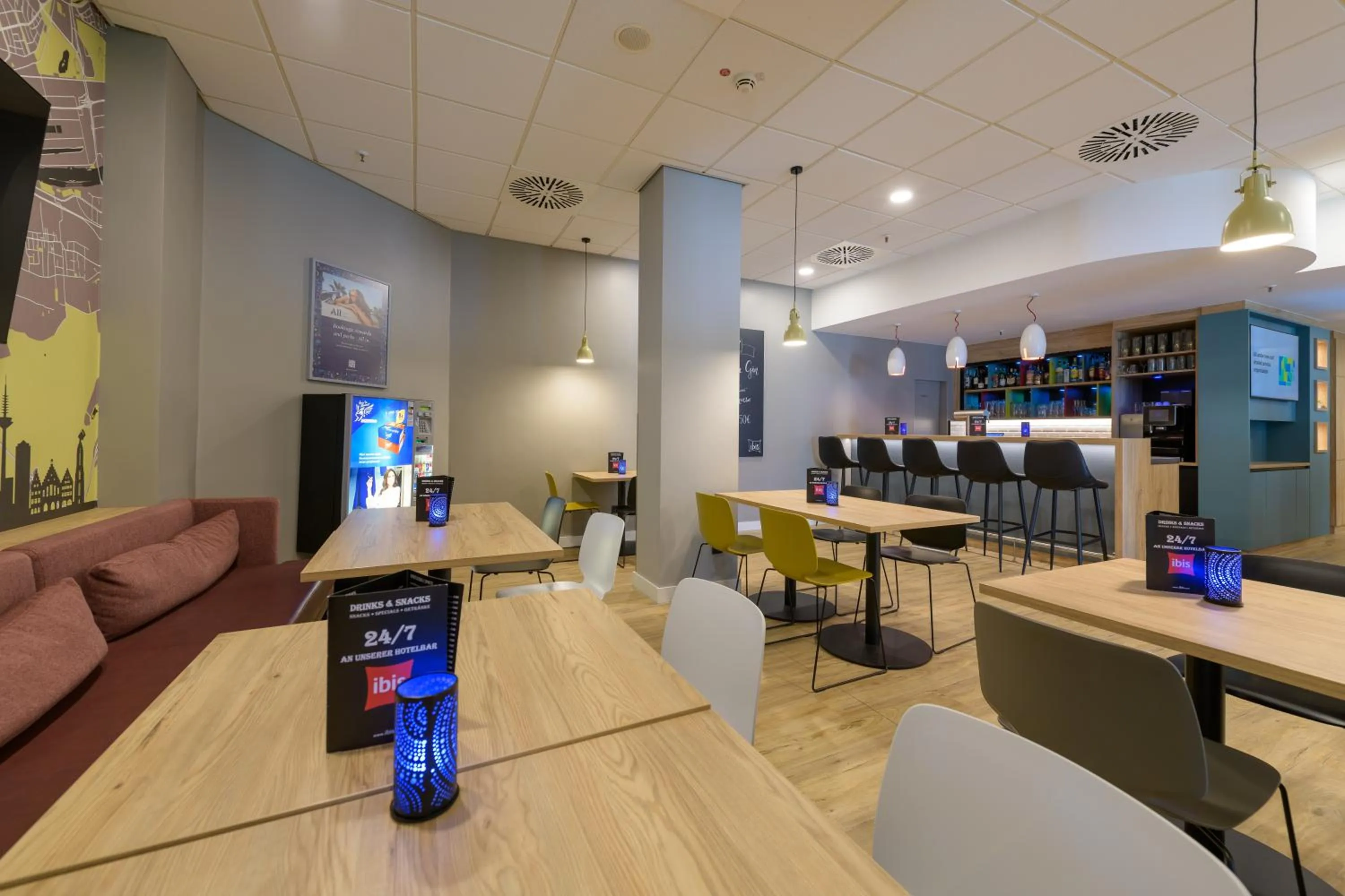 Restaurant/places to eat in ibis Hotel Frankfurt Messe West