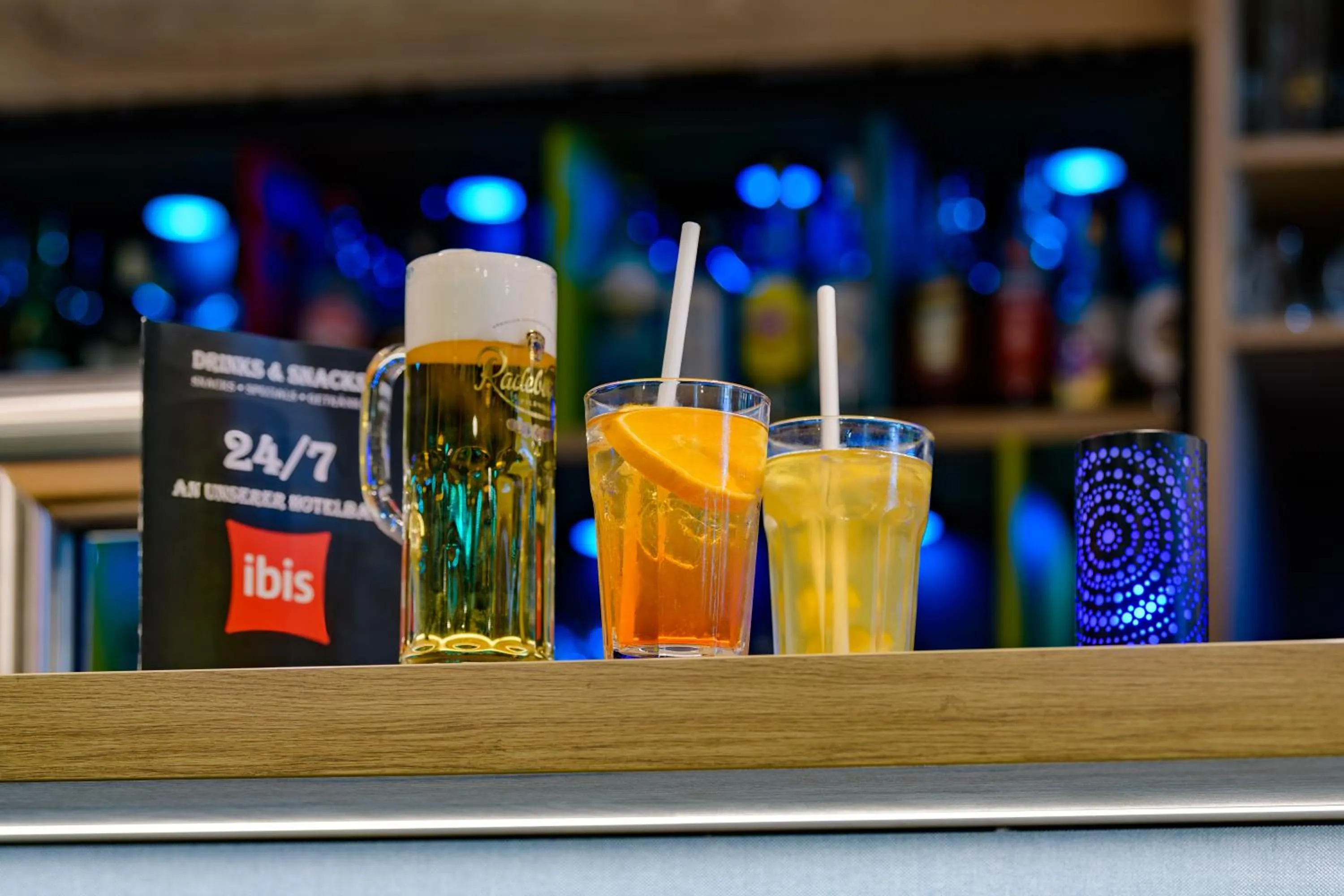 Restaurant/places to eat in ibis Hotel Frankfurt Messe West