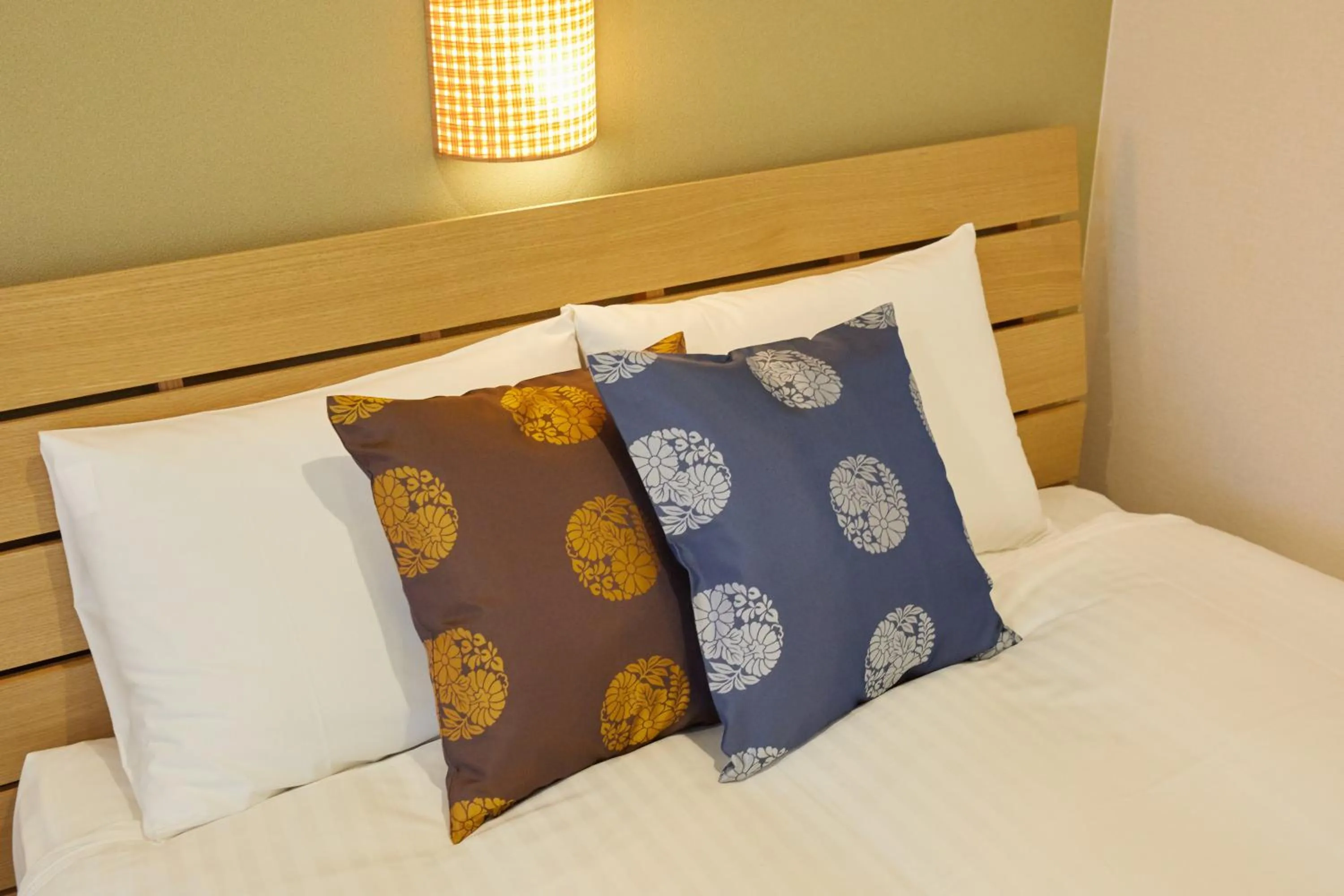 Decorative detail, Bed in Hotel Mondonce Kyoto Gojo