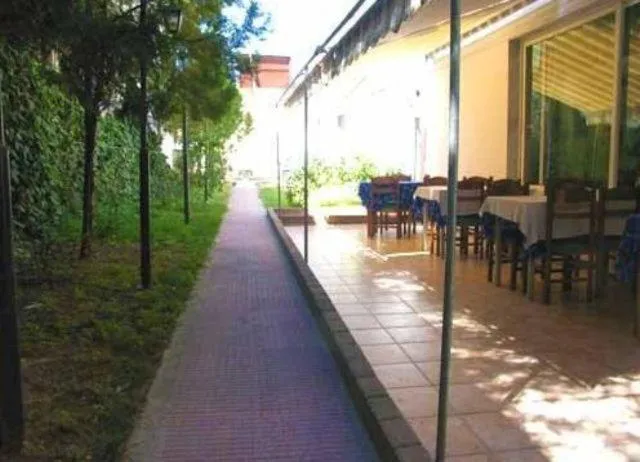 Restaurant/places to eat in Hotel Orfeas