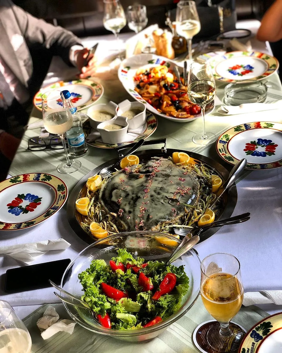 Food and drinks in Crama Haiducilor