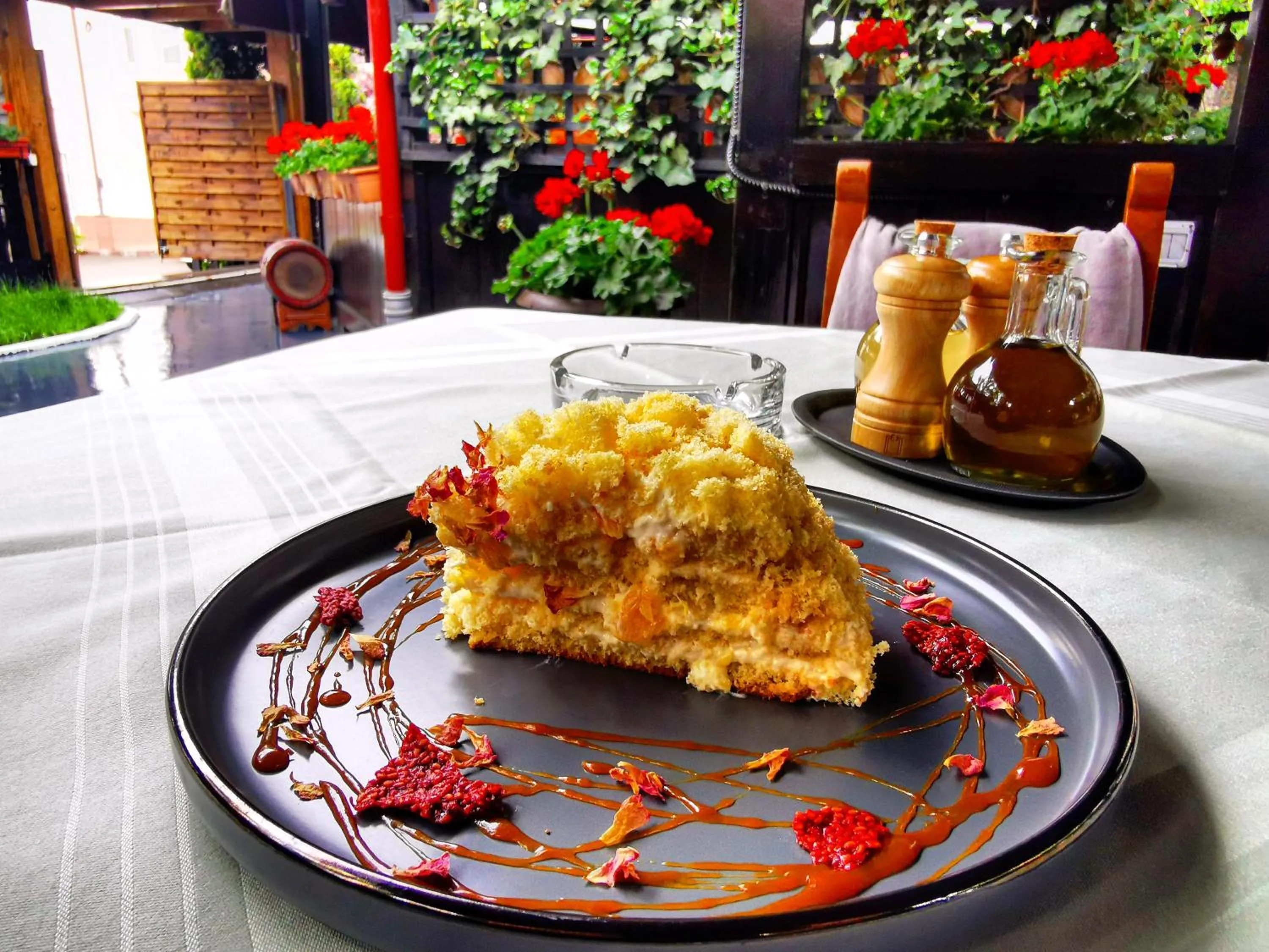 Restaurant/places to eat in Crama Haiducilor