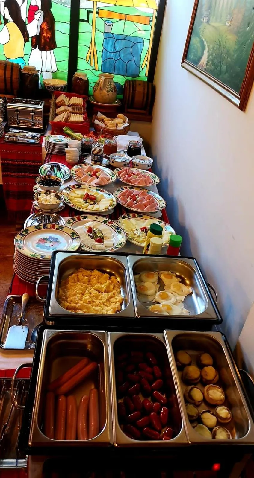 Food and drinks in Crama Haiducilor