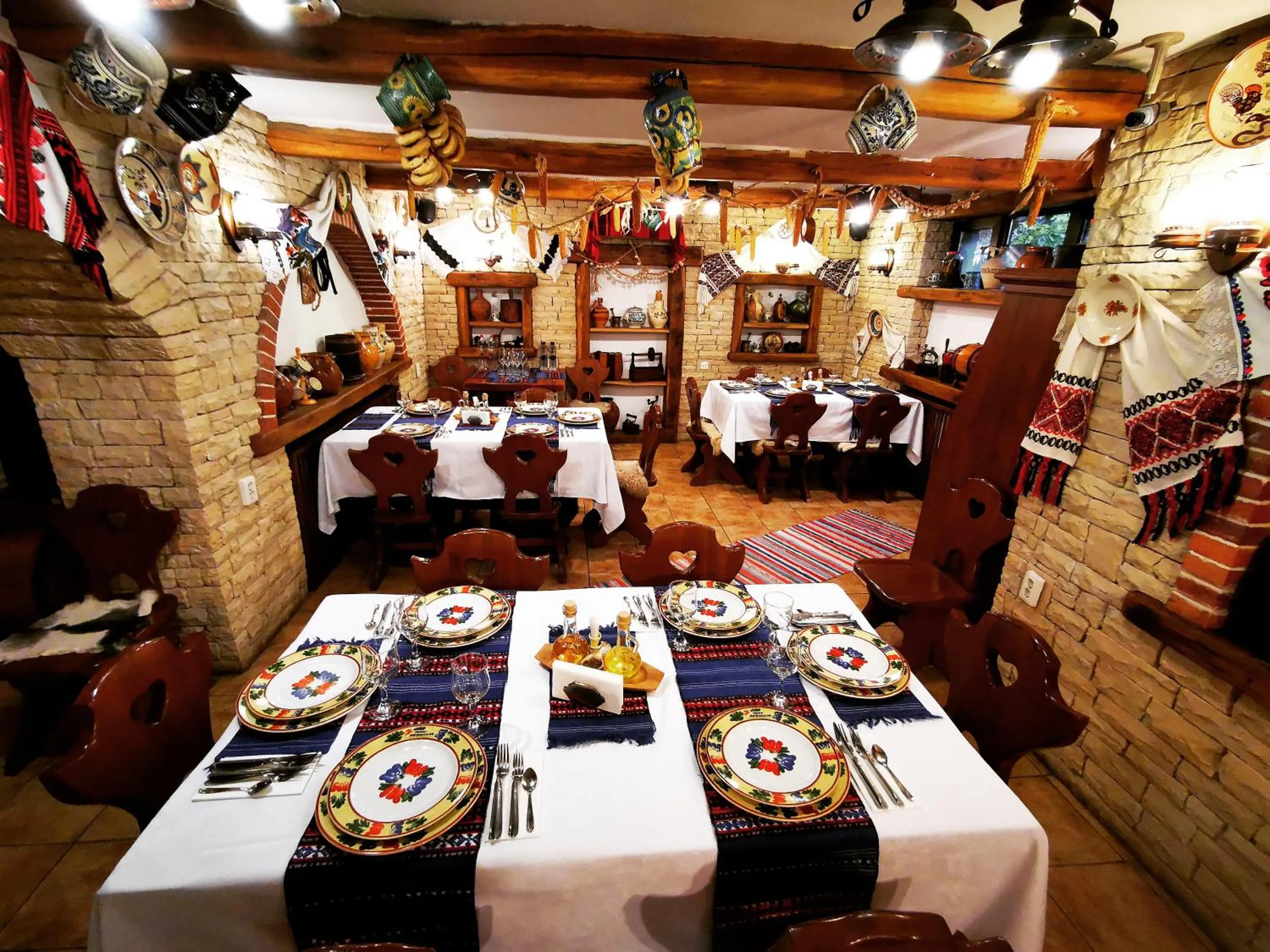 Restaurant/places to eat in Crama Haiducilor