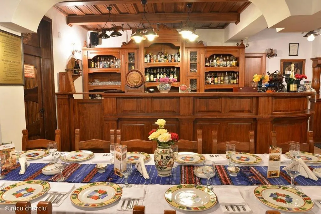 Restaurant/places to eat in Crama Haiducilor
