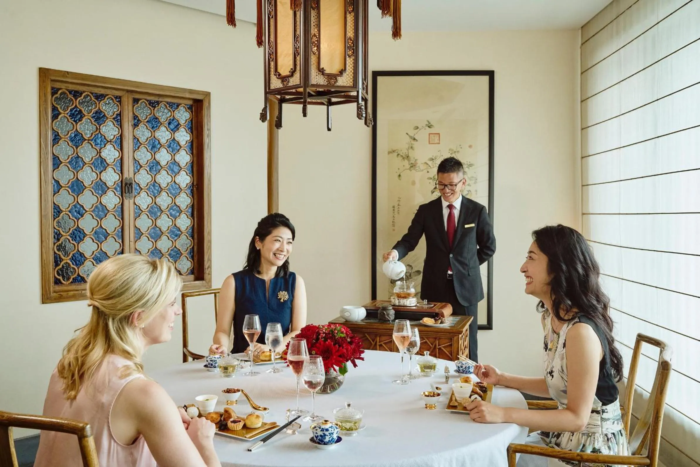 Restaurant/places to eat in The Peninsula Tokyo