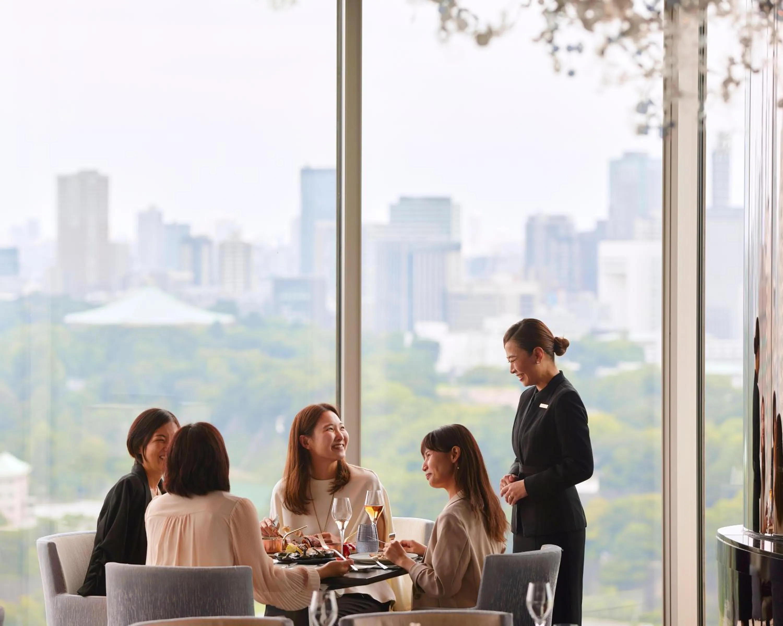 Restaurant/places to eat in The Peninsula Tokyo
