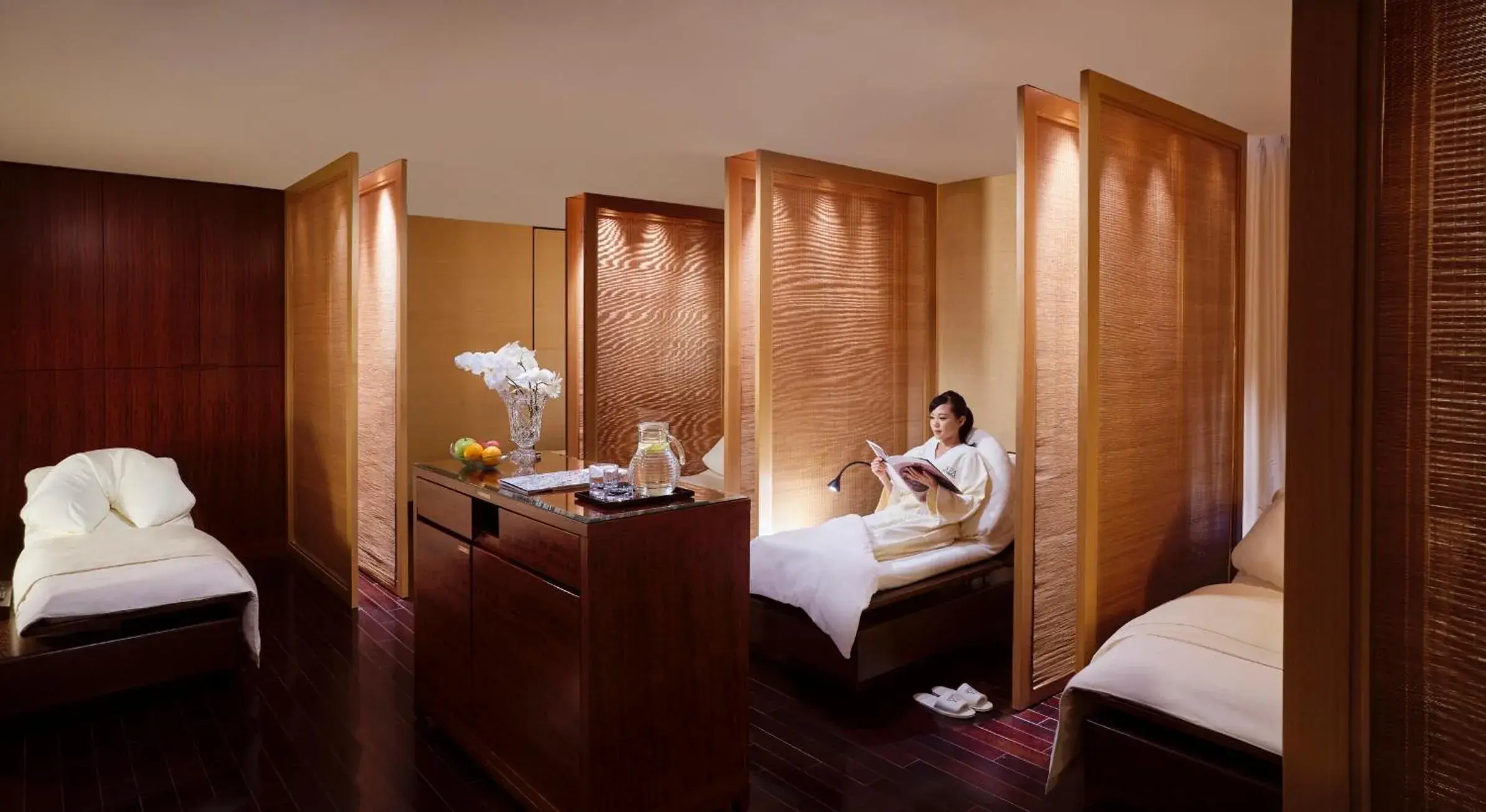 Spa and wellness centre/facilities, Bed in The Peninsula Tokyo Spa and wellness centre/facilities, Bed in The Peninsula Tokyo