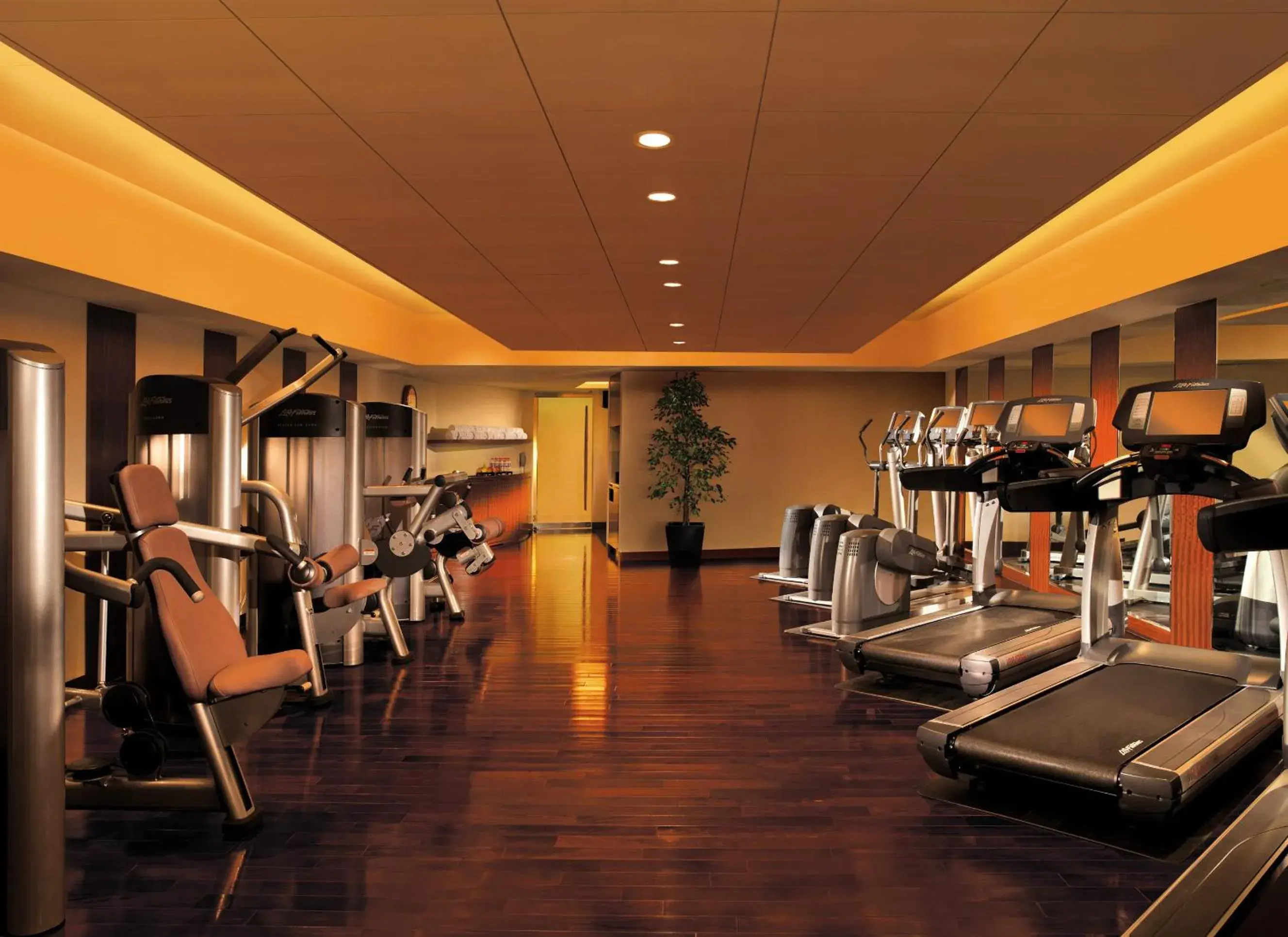 Fitness centre/facilities in The Peninsula Tokyo Fitness centre/facilities in The Peninsula Tokyo