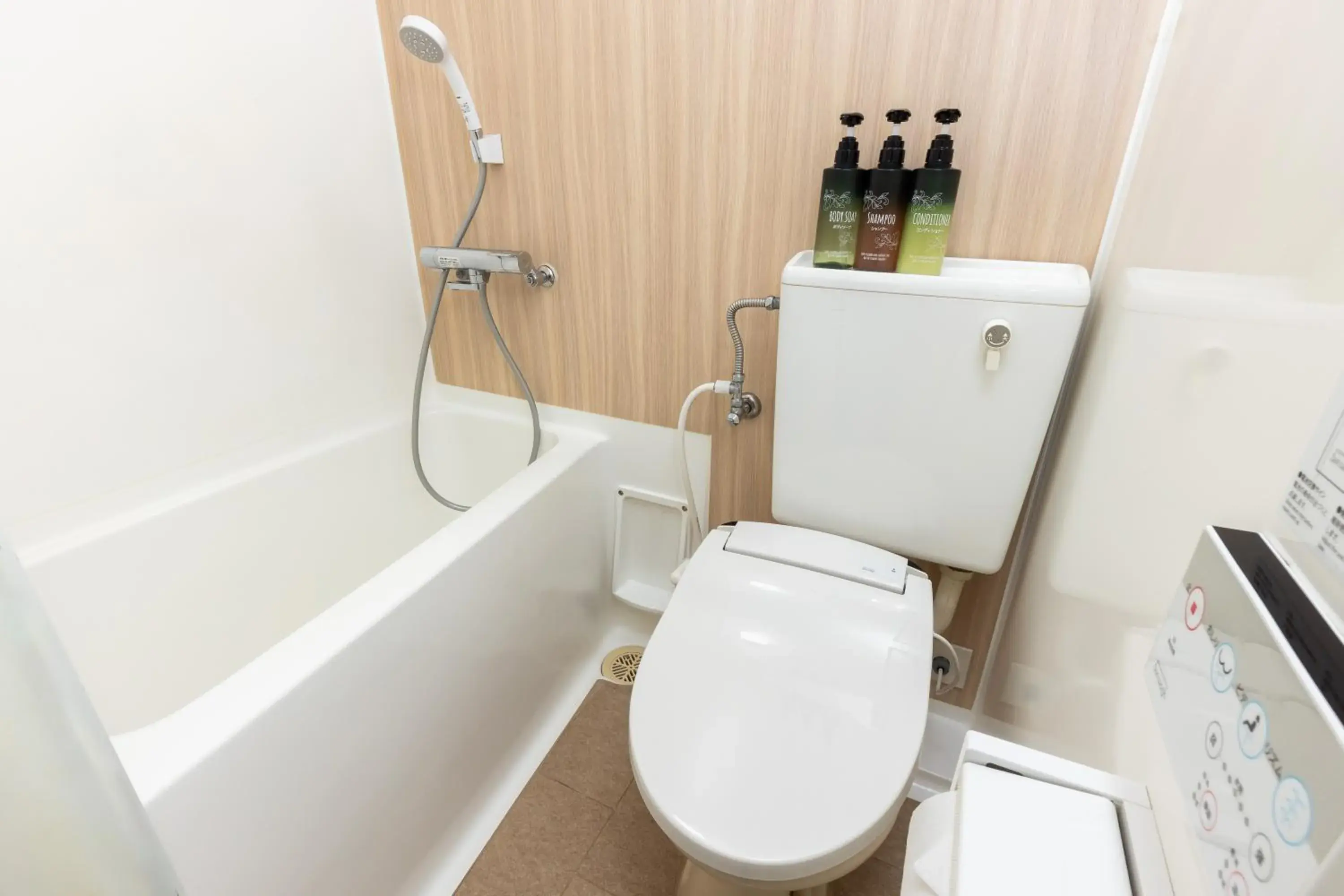 Bathroom in Select Inn Numazu Bathroom in Select Inn Numazu