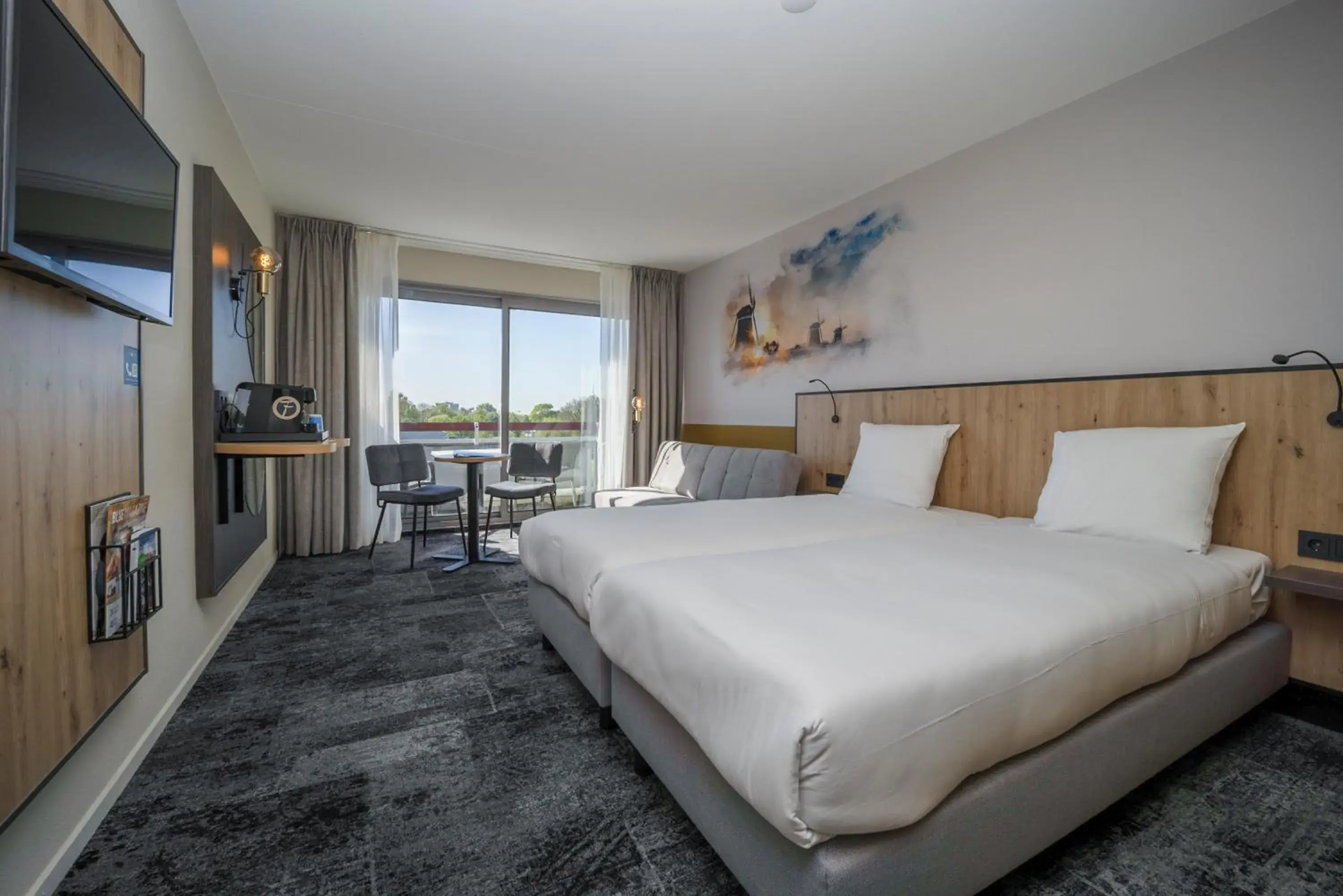 Standard Double Room with Balcony in Fletcher Hotel-Restaurant Leidschendam – Den Haag Standard Double Room with Balcony in Fletcher Hotel-Restaurant Leidschendam – Den Haag